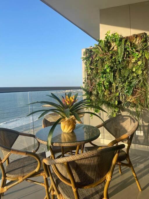 Apartment Luxury Beachfront - Morros City