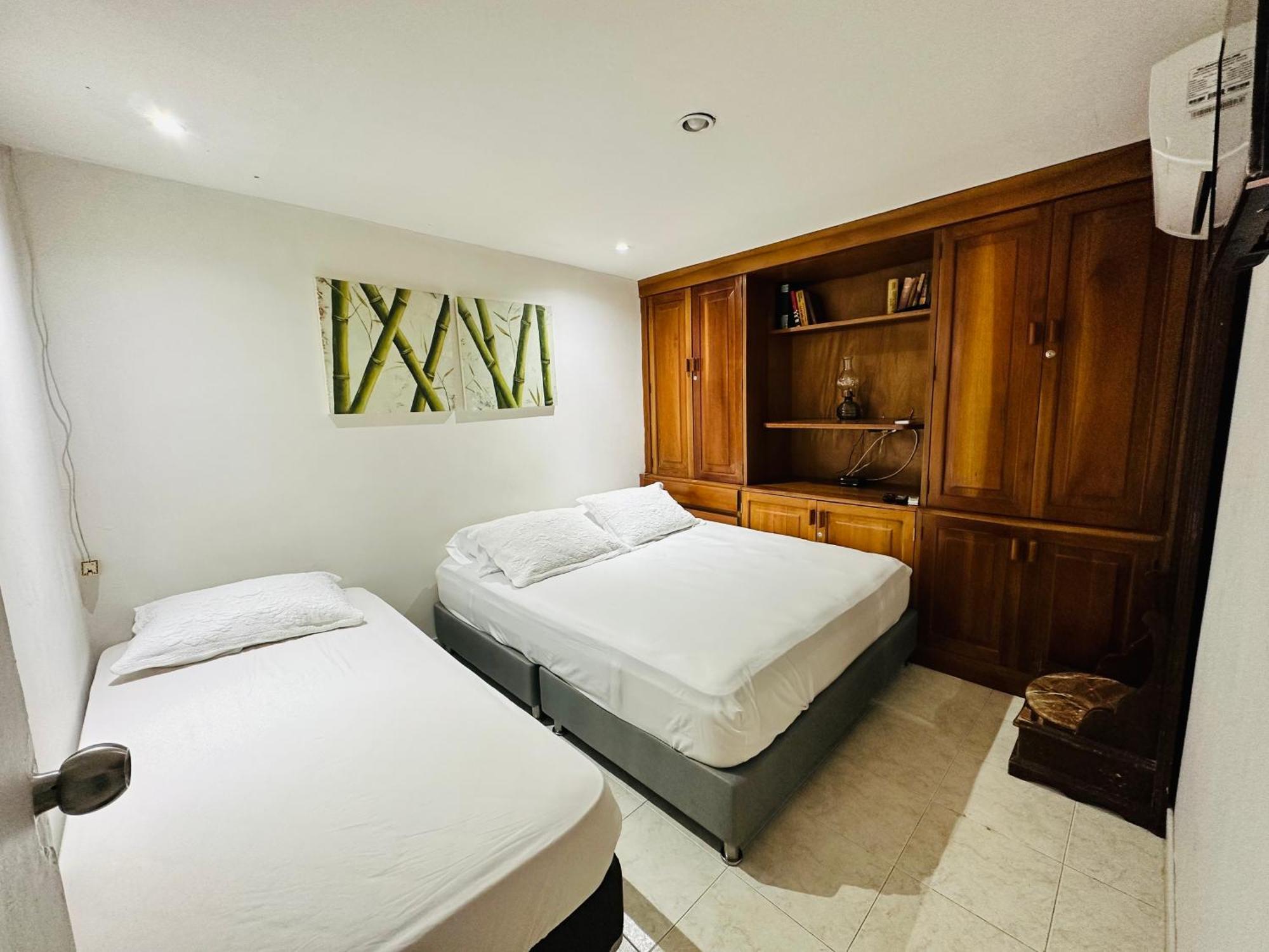 Apartment Alvarez *