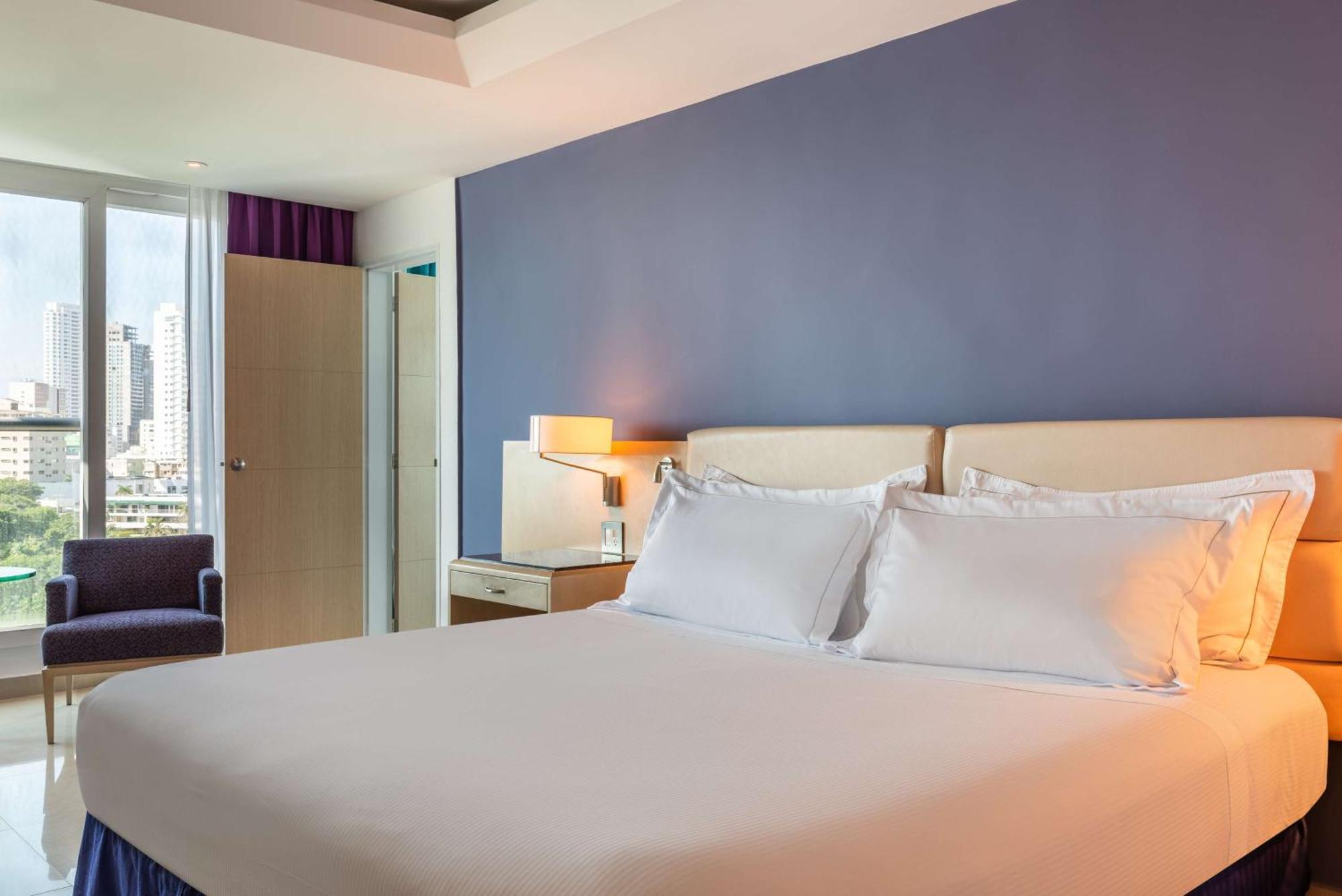 Hilton Resort 4*