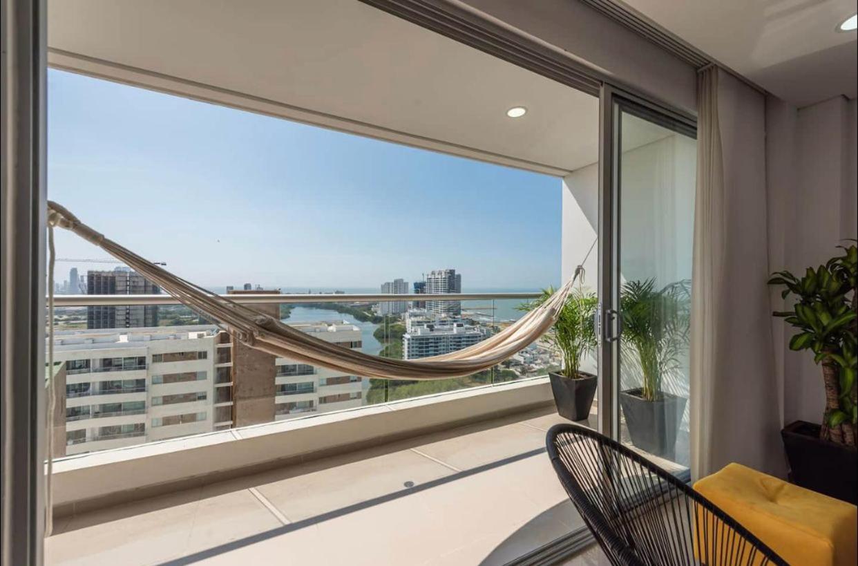 Espectacular Apartamento Piso Alto Con Excelente Vista Al Mar Y A La Ciudad Amurallada * Cartagena