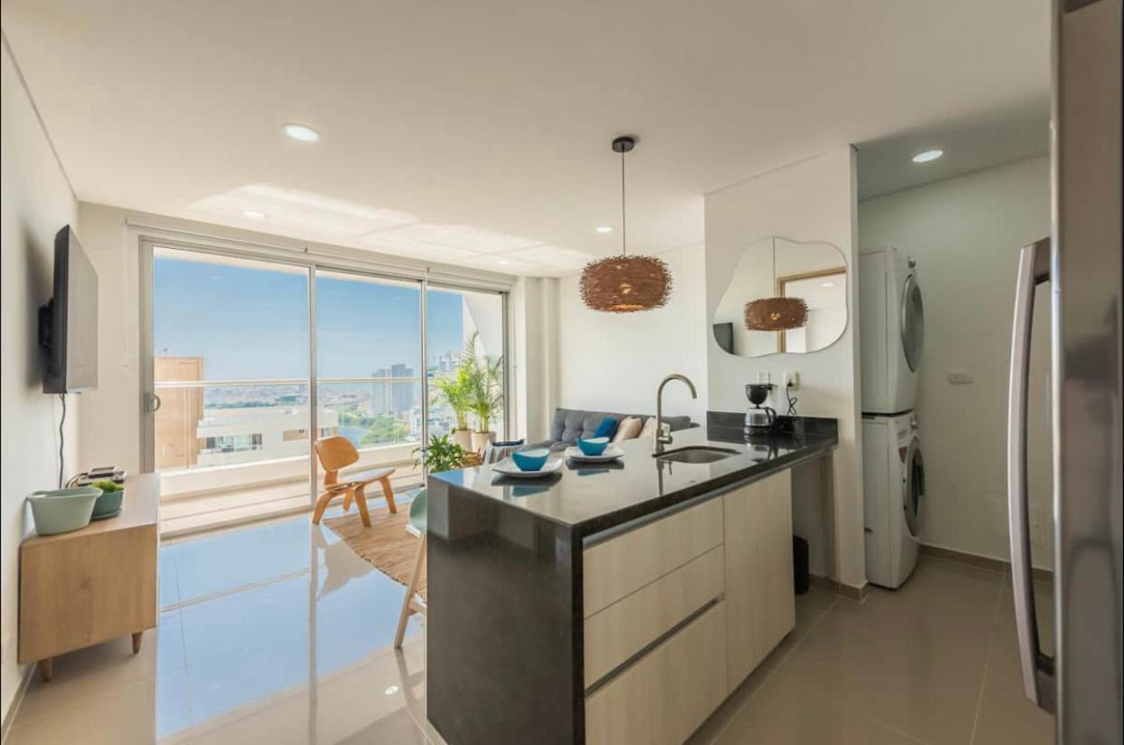 Apartment Espectacular Apartamento Piso Alto Con Excelente Vista Al Mar Y A La Ciudad Amurallada