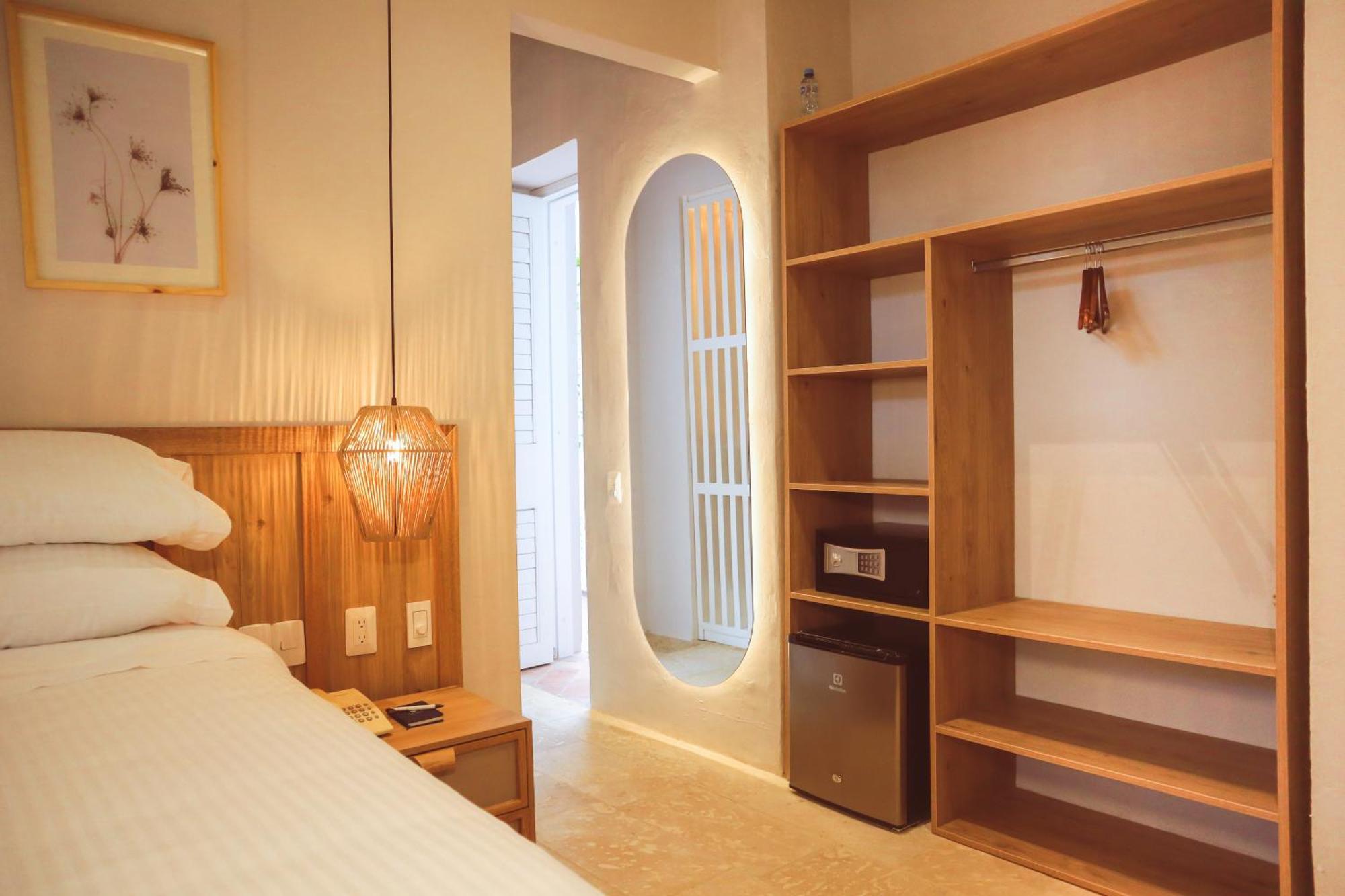 De La Mantilla Hotel 4*