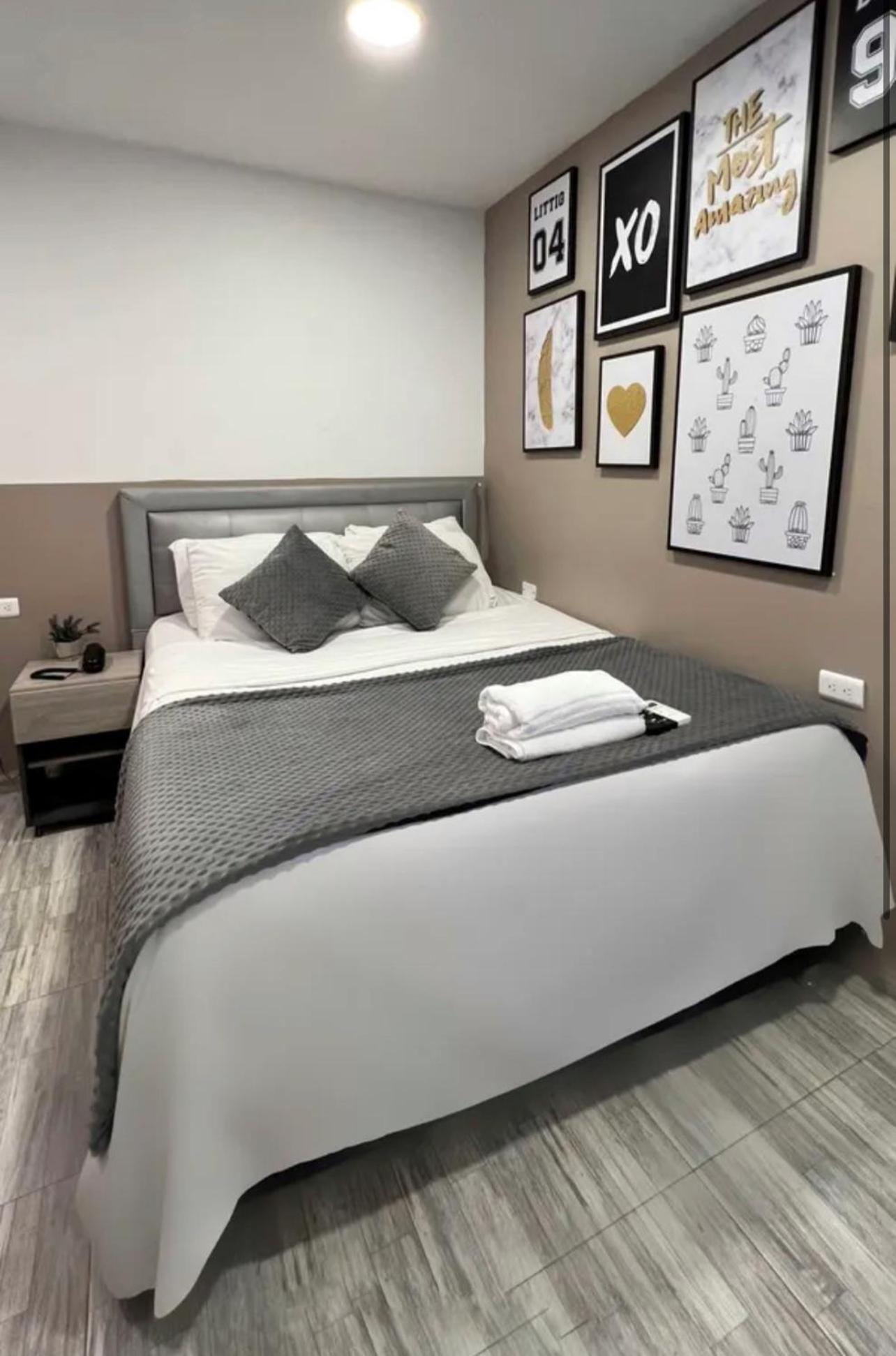 Bahia 79 Apartasuites Cerca Al Centro Aparthotel 3*