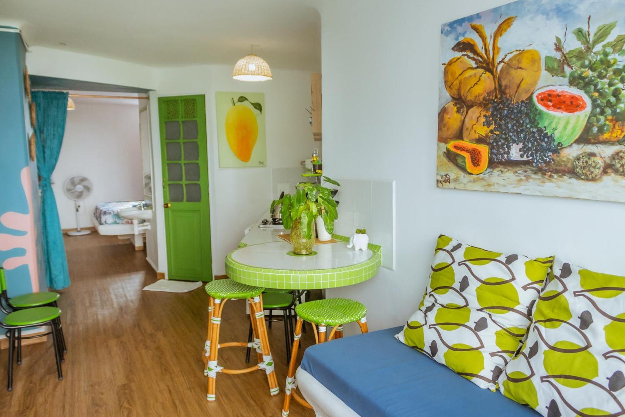Apartment King's 301 *