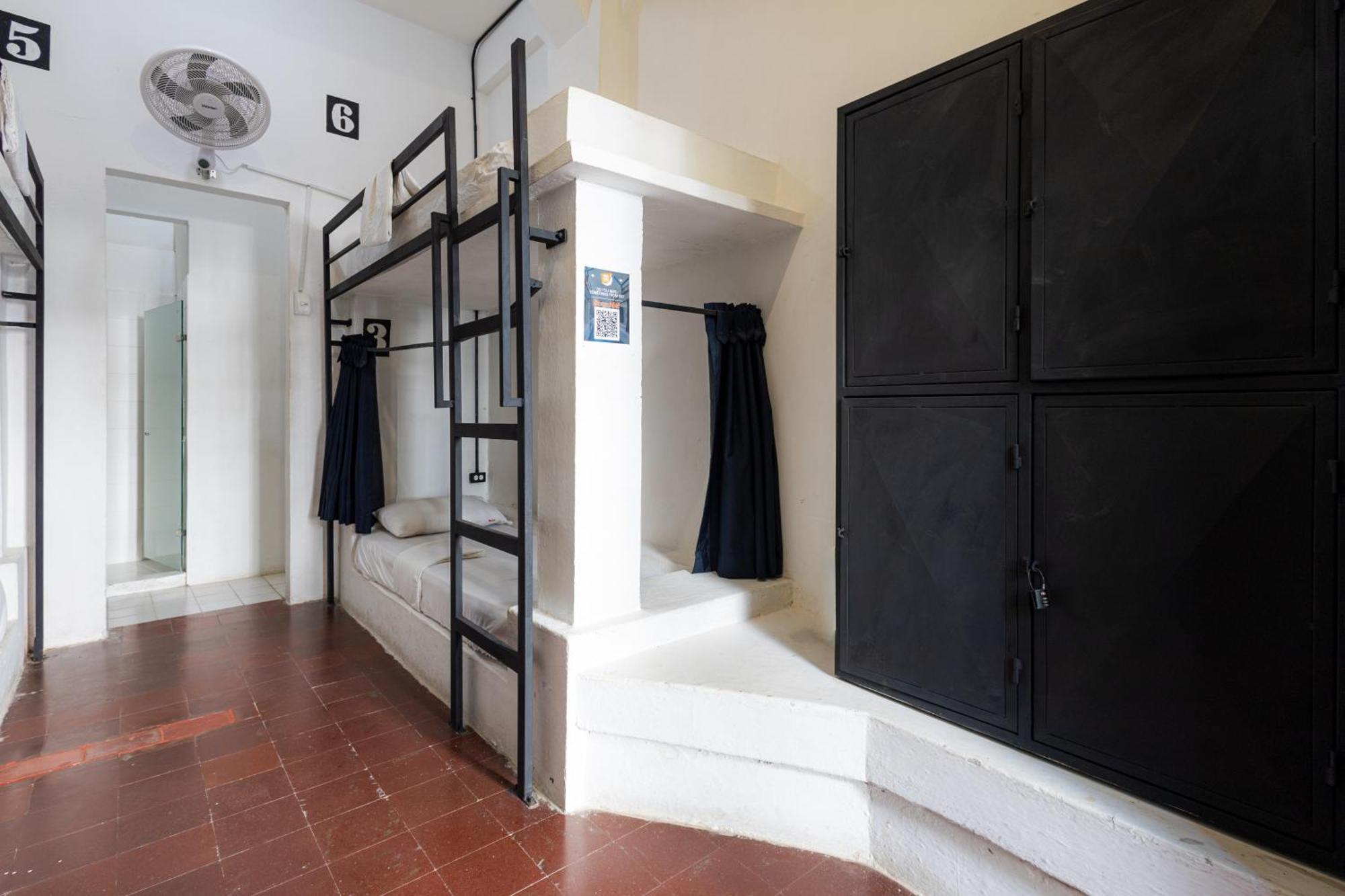Hostal Media Luna *