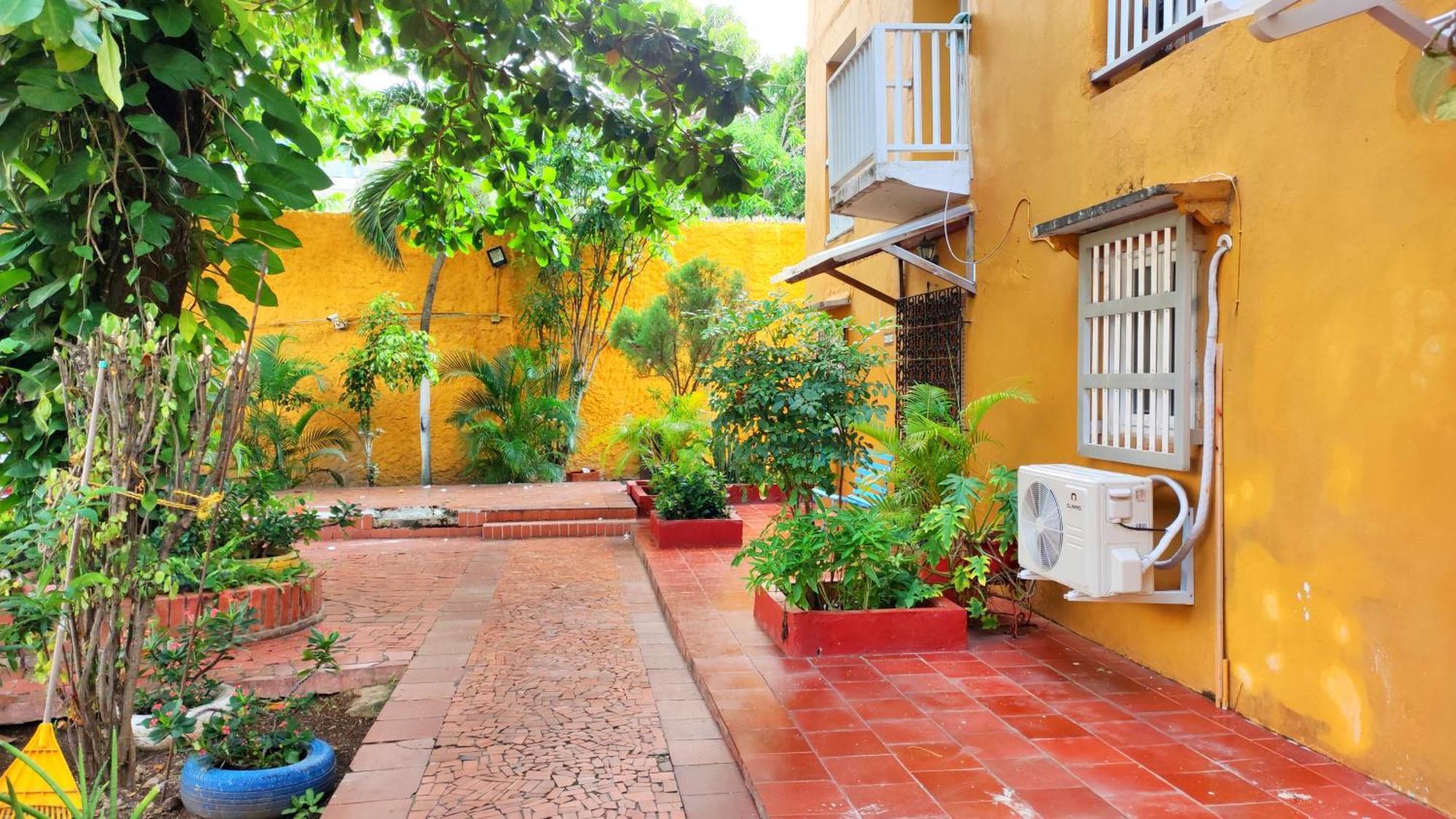 Happy Tours * Cartagena