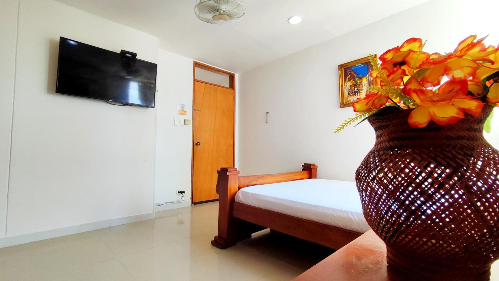 Happy Tours Apataments El Laguito Apartment *