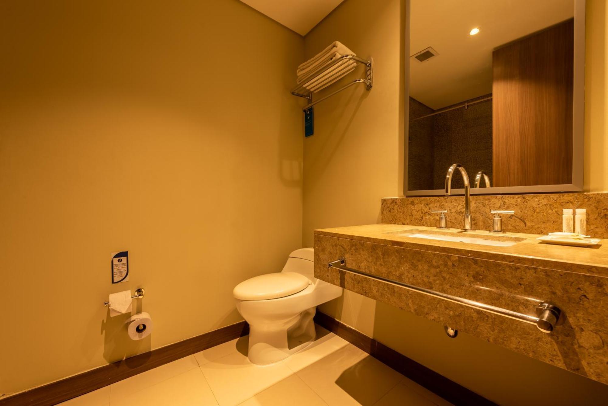 Hotel Hampton By Hilton Cartagena