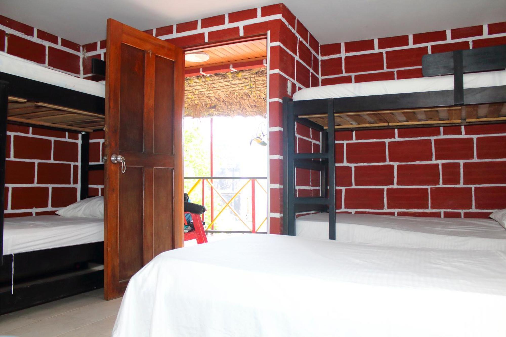La Guaca (adults Only) Albergue
