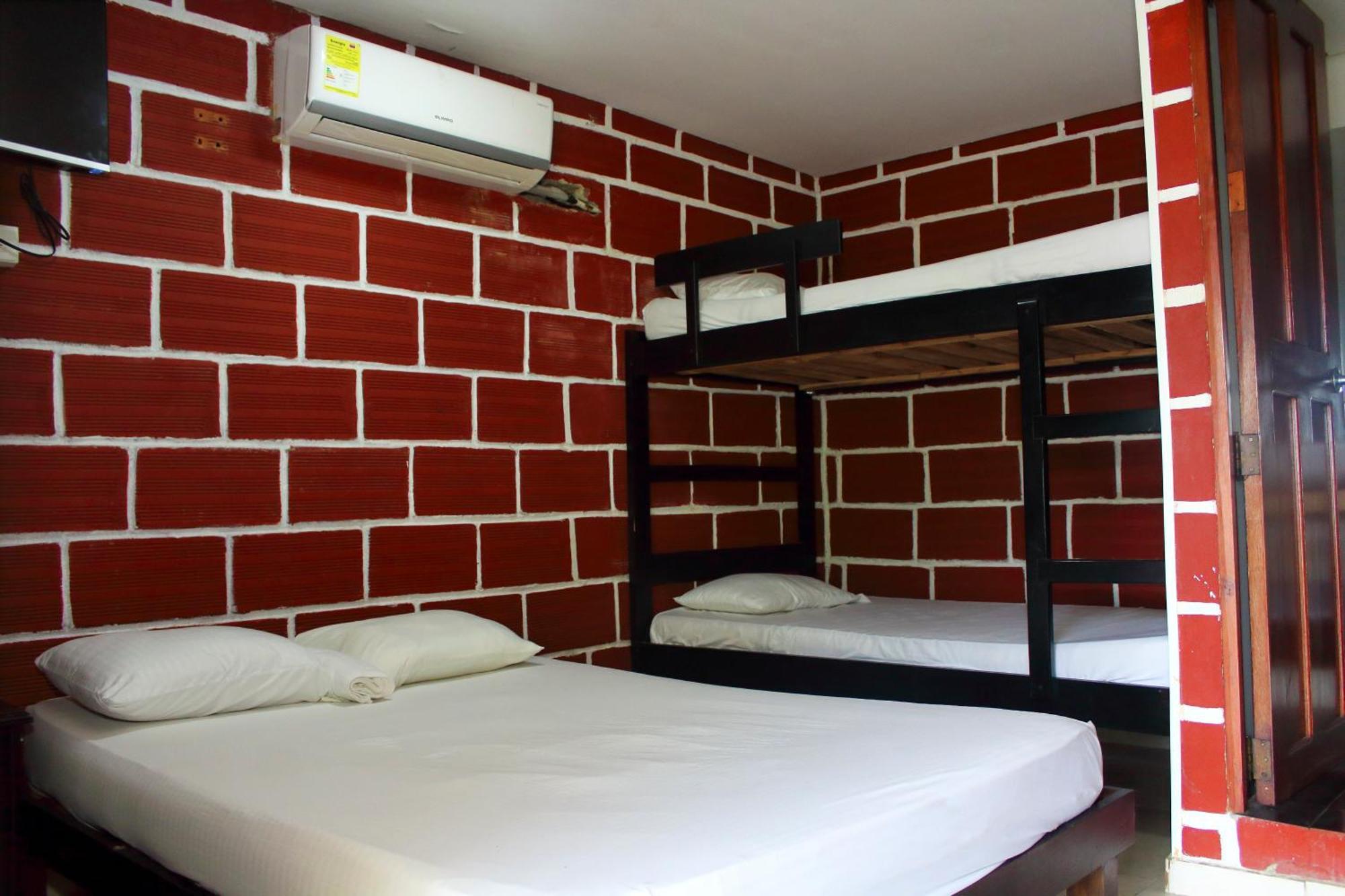 La Guaca (adults Only) Albergue