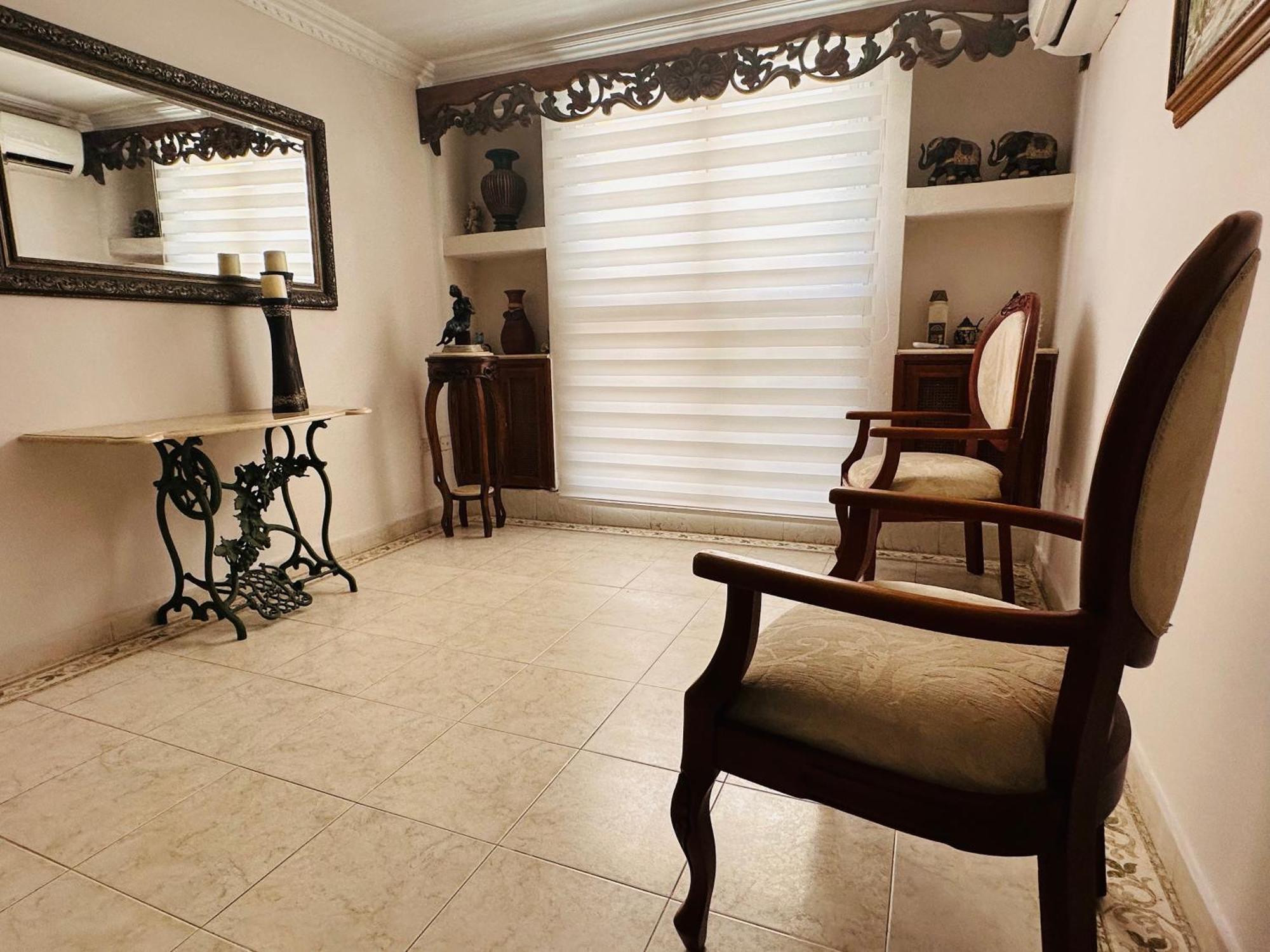 Alvarez Apartment