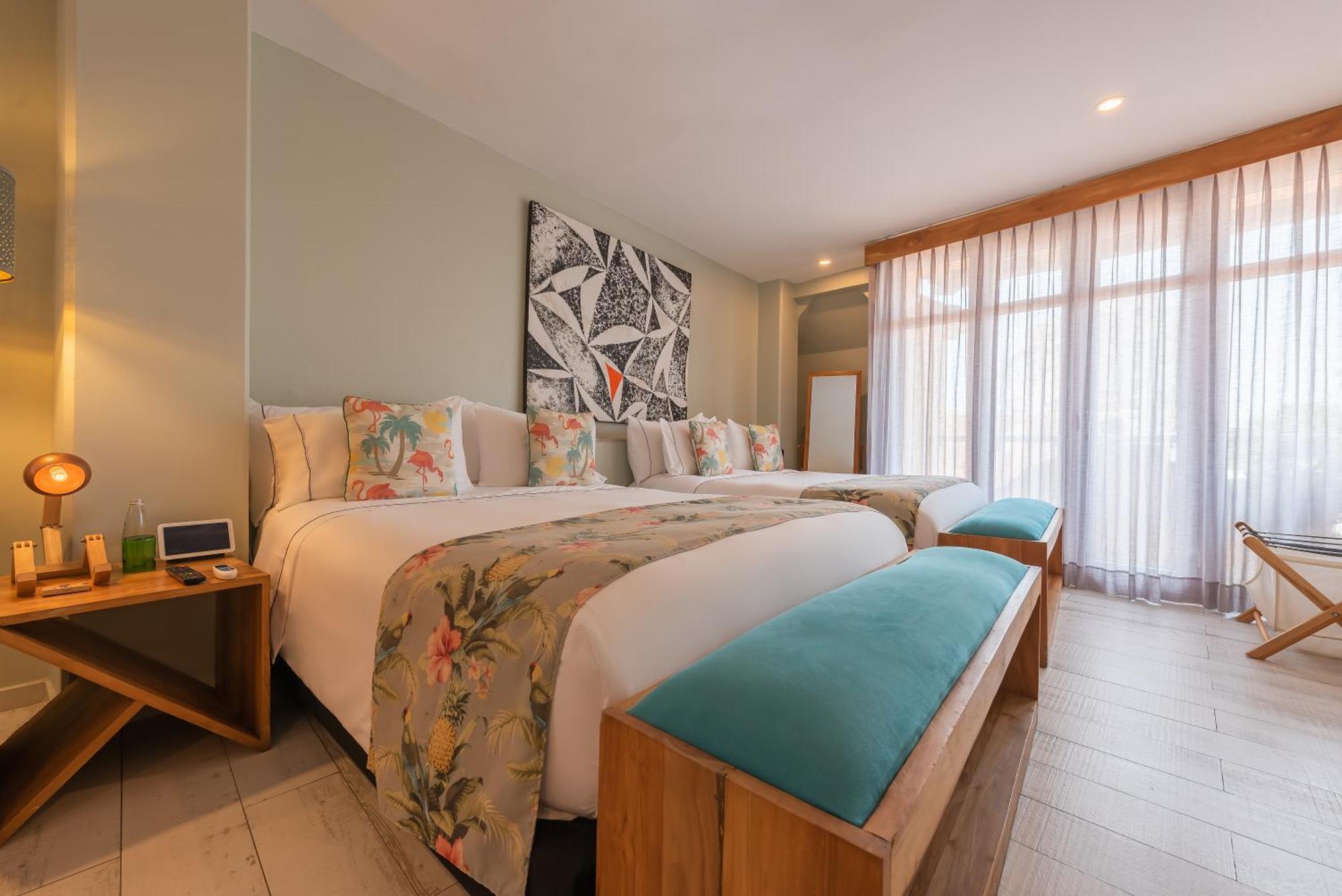 Townhouse Boutique 4*