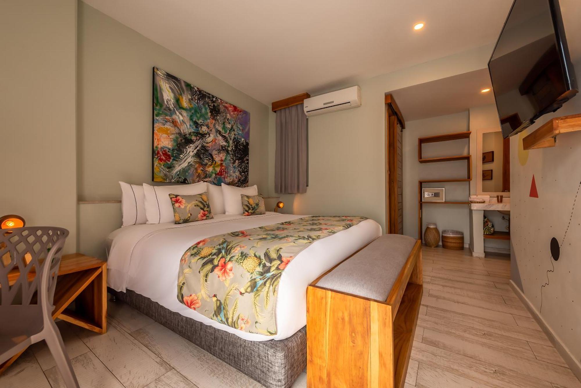 Townhouse Boutique 4*