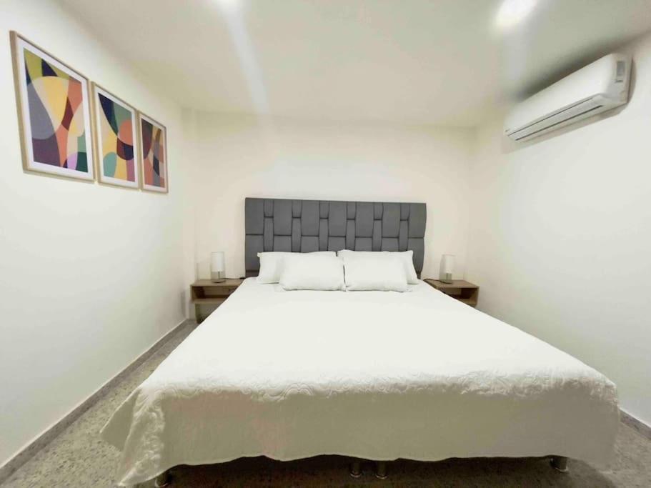 Casa De La Belleza, Unique 7 Bedroom Cartagena