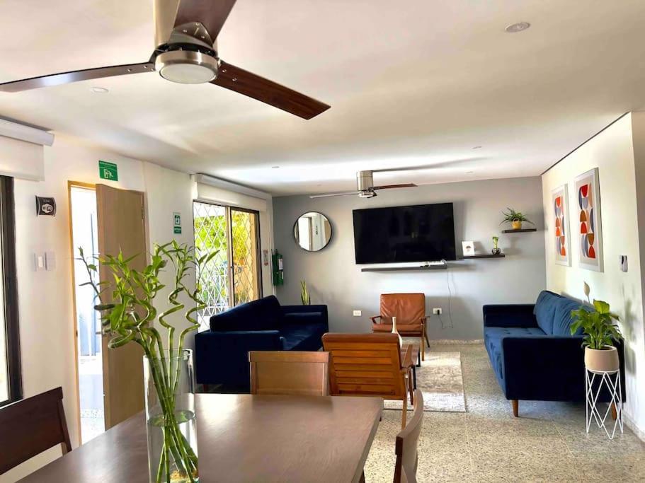 Casa De La Belleza, Unique 7 Bedroom * Cartagena