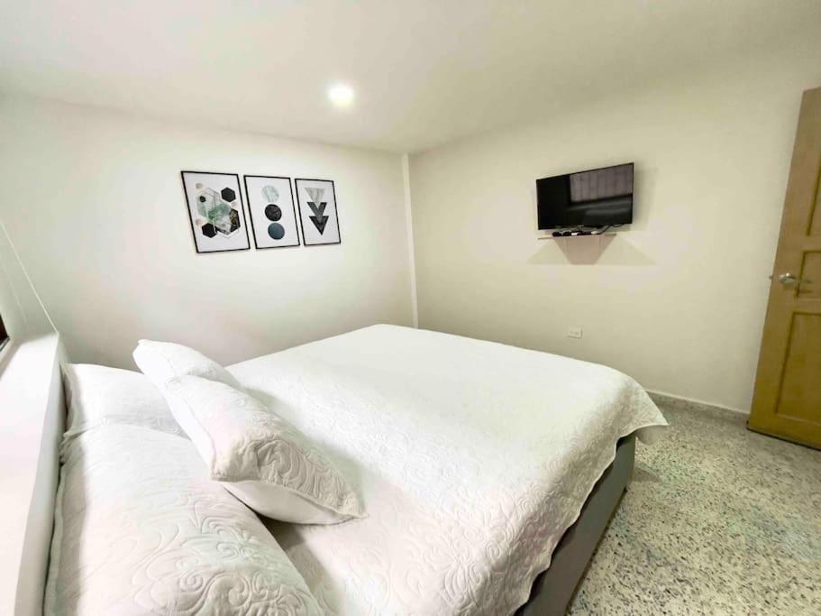 Casa De La Belleza, Unique 7 Bedroom Cartagena