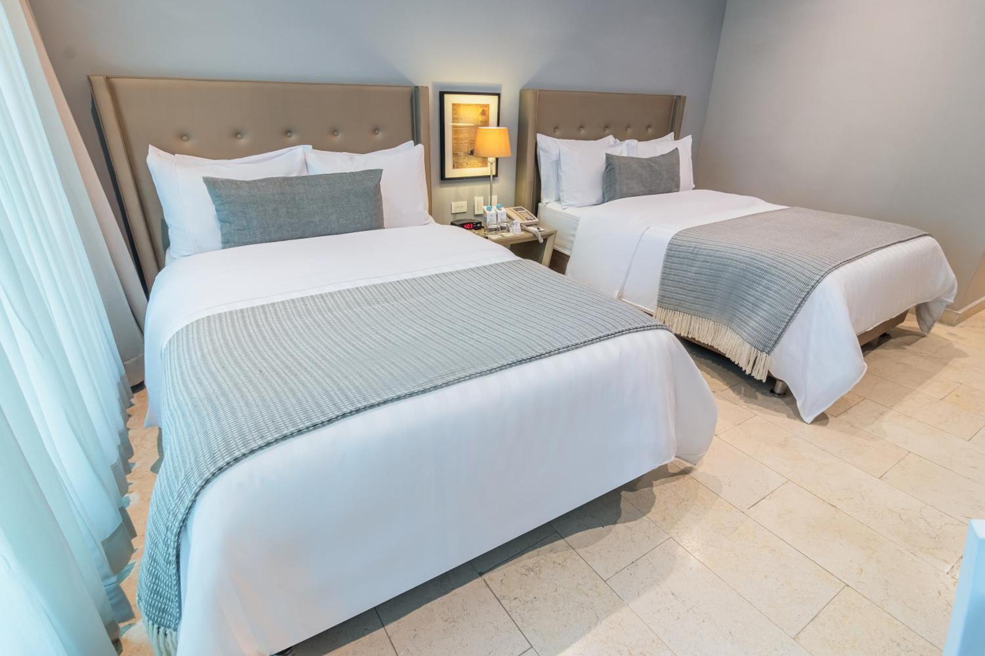 Hotel Ghl San Lazaro Art 4*