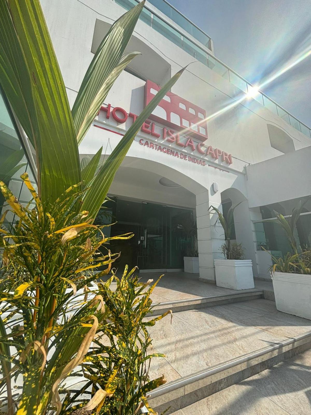 Hotel Isla Capri 3*