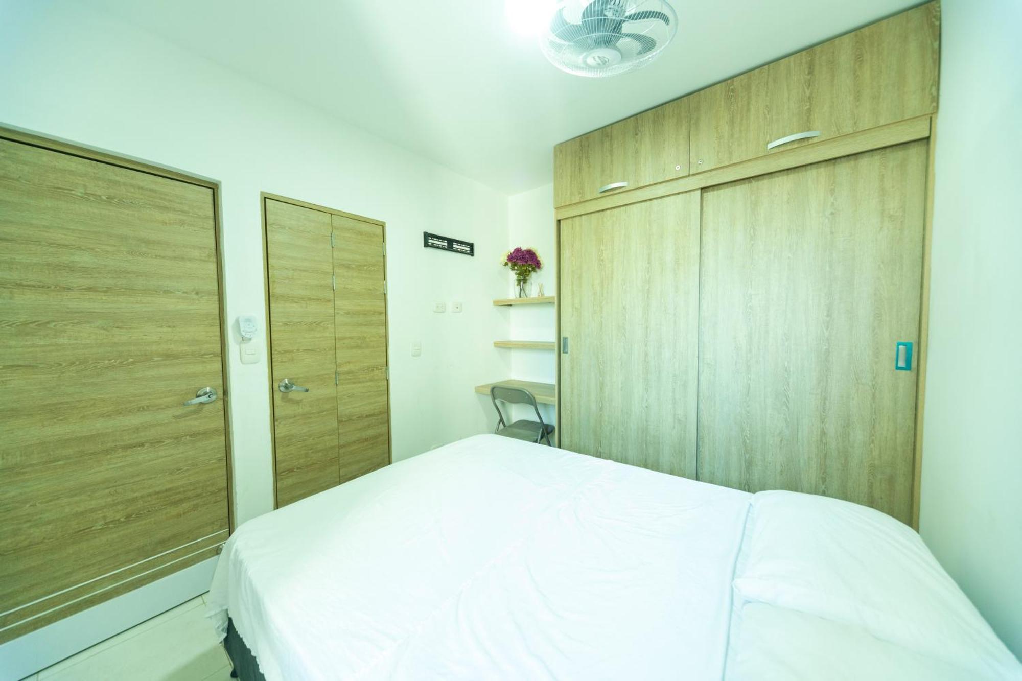 Acogedor Piso 5
