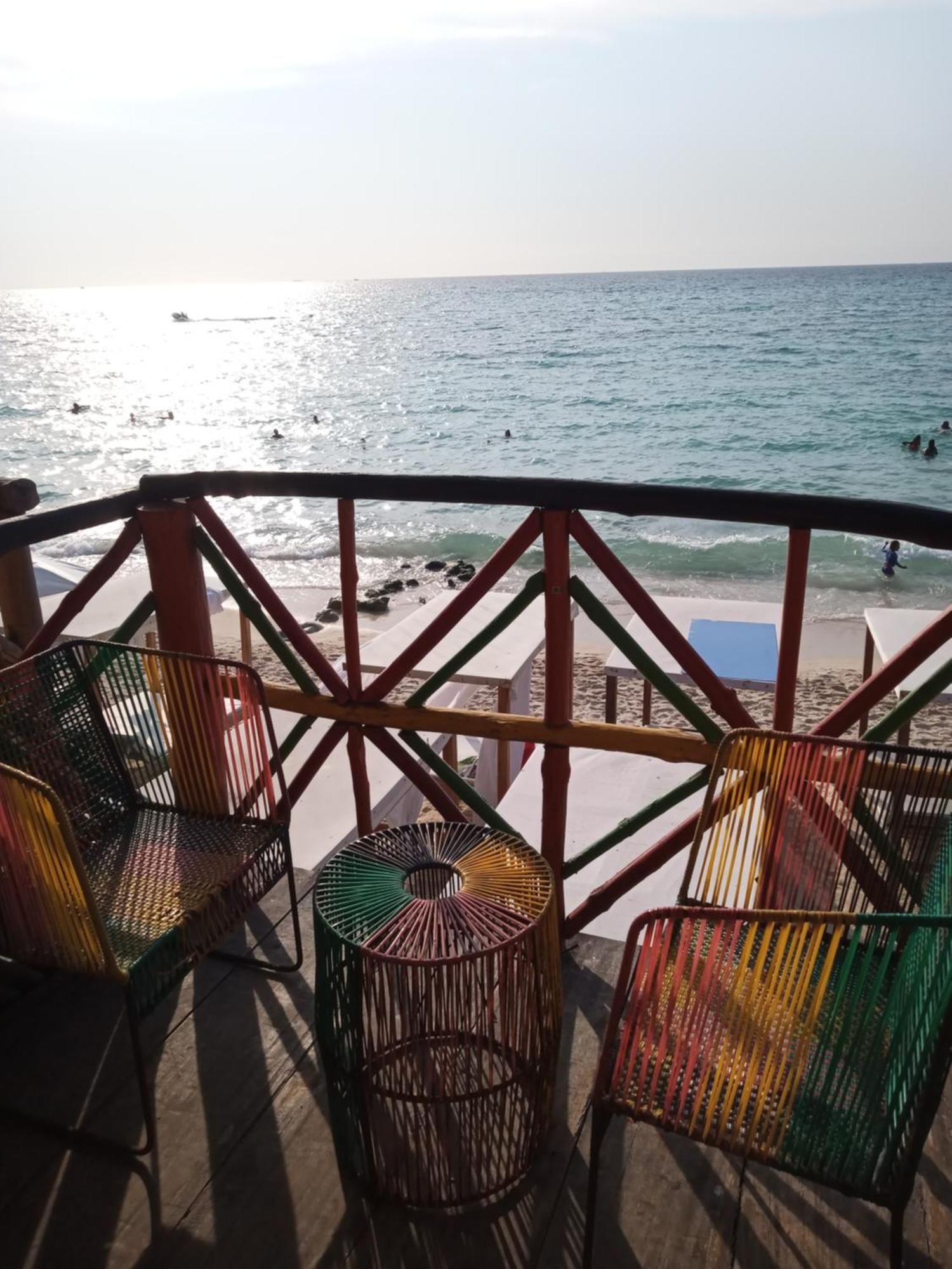 Venido Del Mar - White Baru Cartagena
