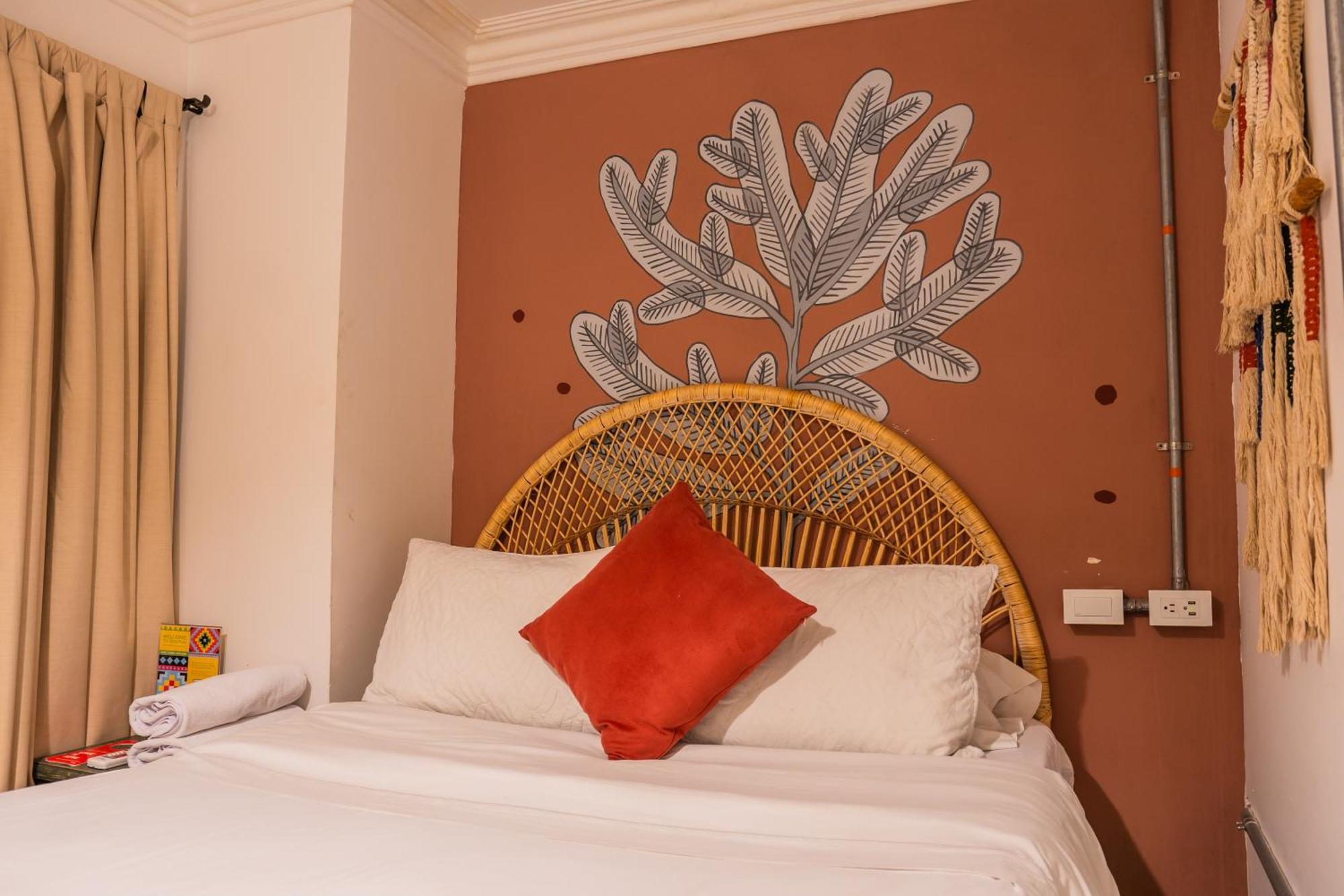 Hotel Socialtel 4*