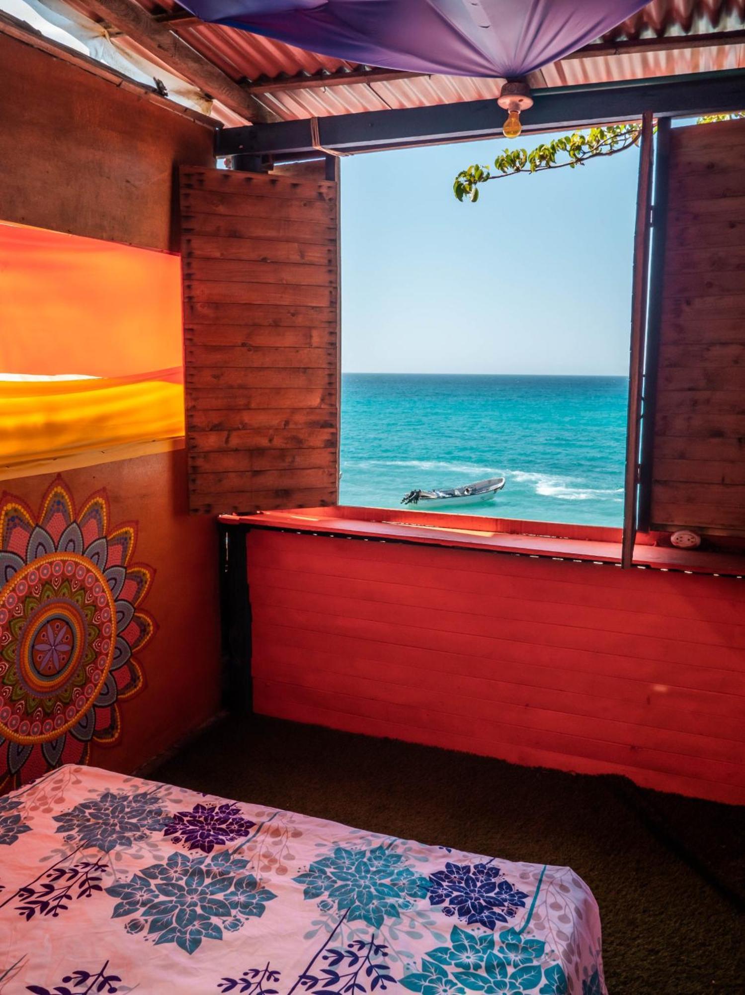 A Orilla Del Mar En Baru Albergue Cartagena