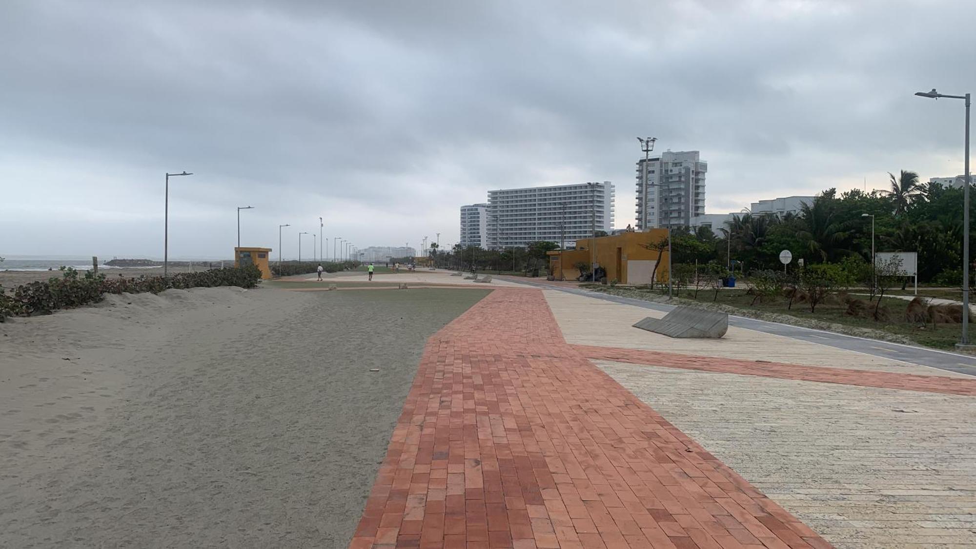 Estrena Ocean Front *