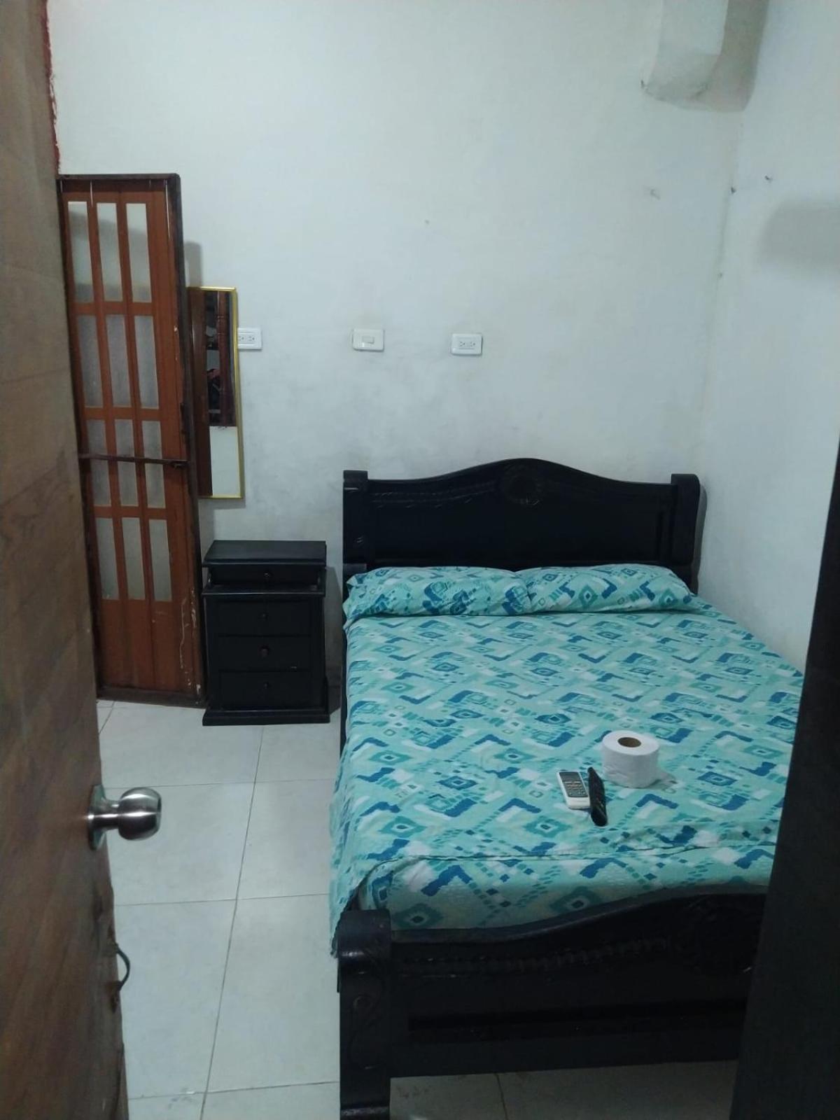 Casa de hóspedes #10-33 *