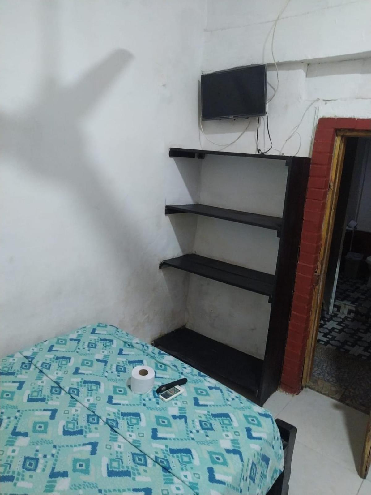 Casa de hóspedes #10-33 *
