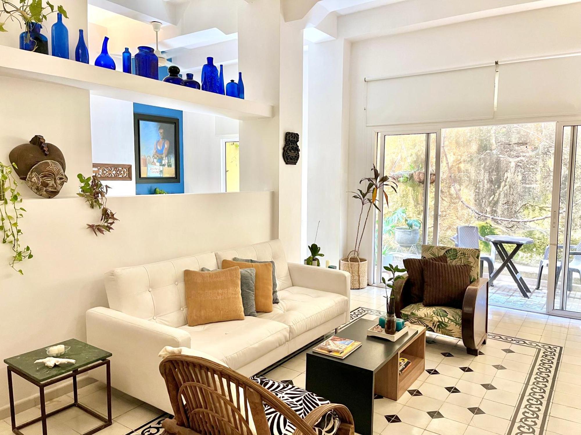 Serene Tropical Getaway Apartment *