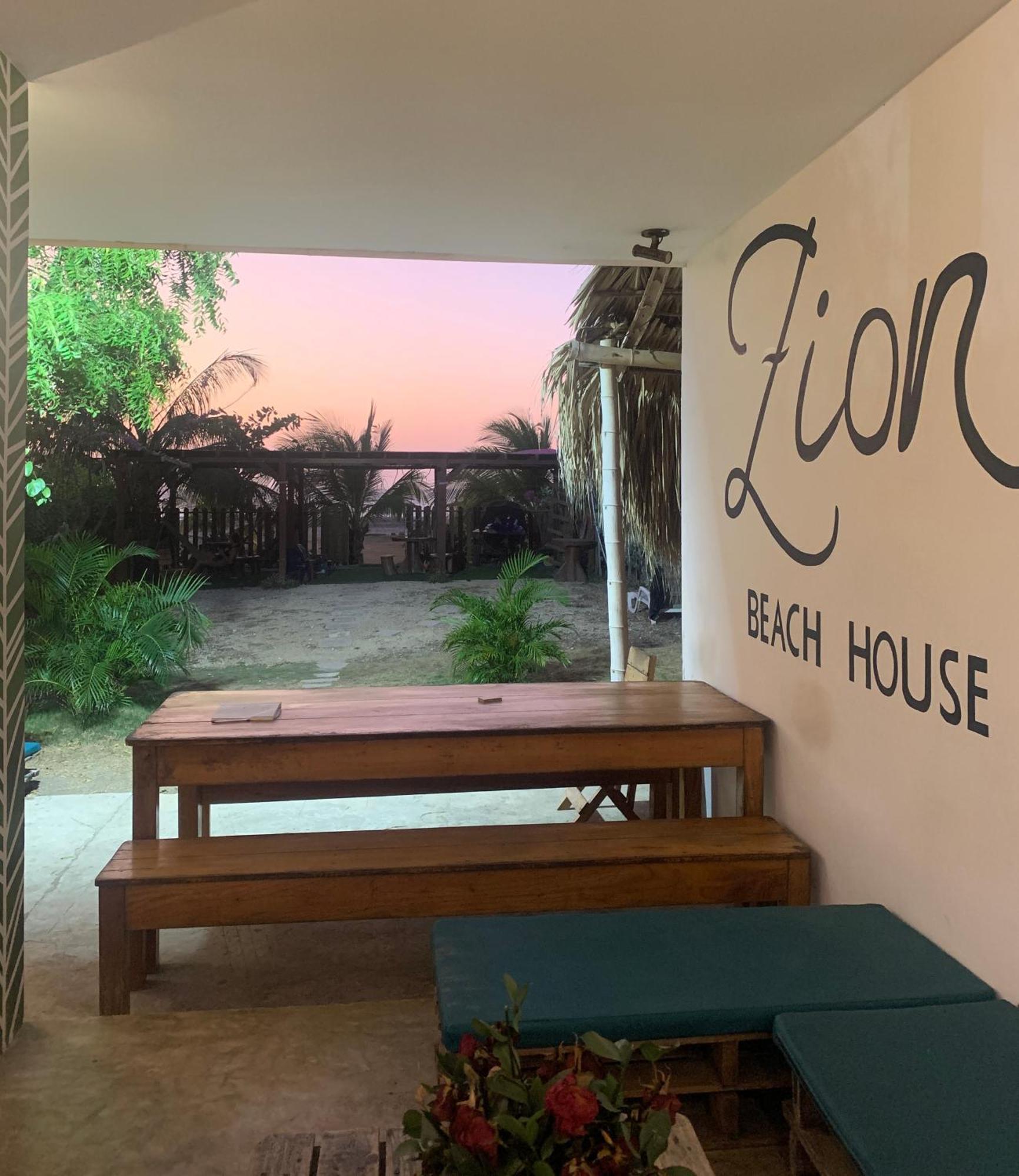 Hostel Zion House Cartagena