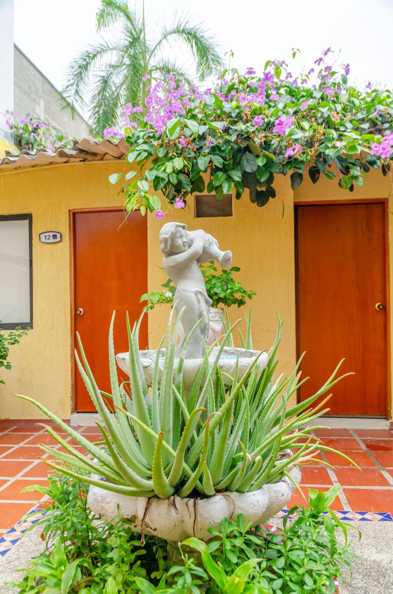 Guest house Casa Franco 2*