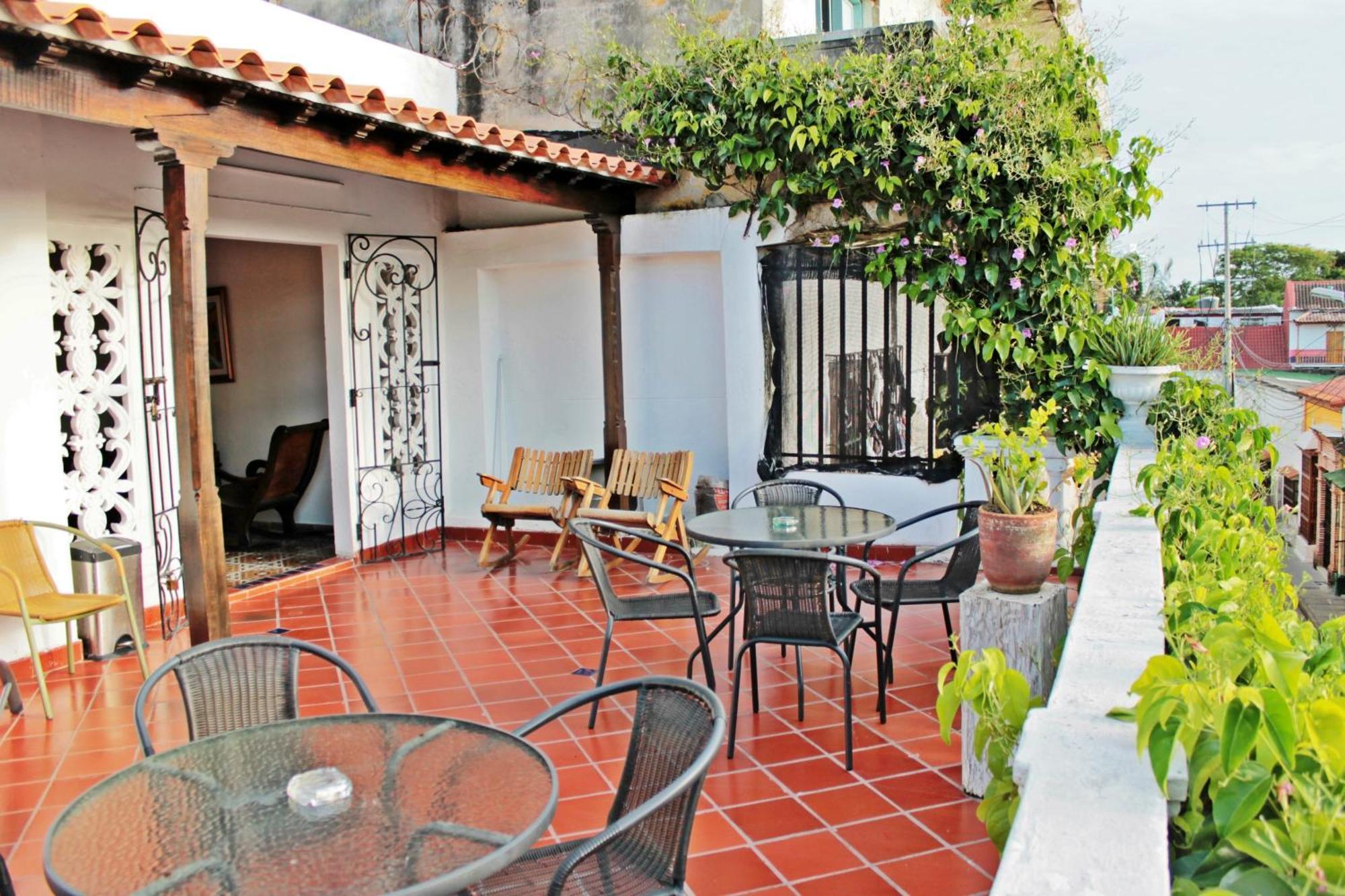 Colonial By Akel