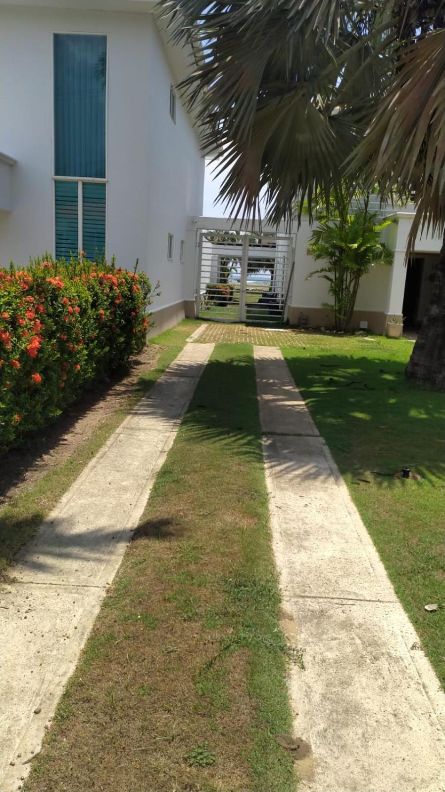 Casa Arcoiris: Espectacular Casa En Con Acceso Directo A La Playa Villa
