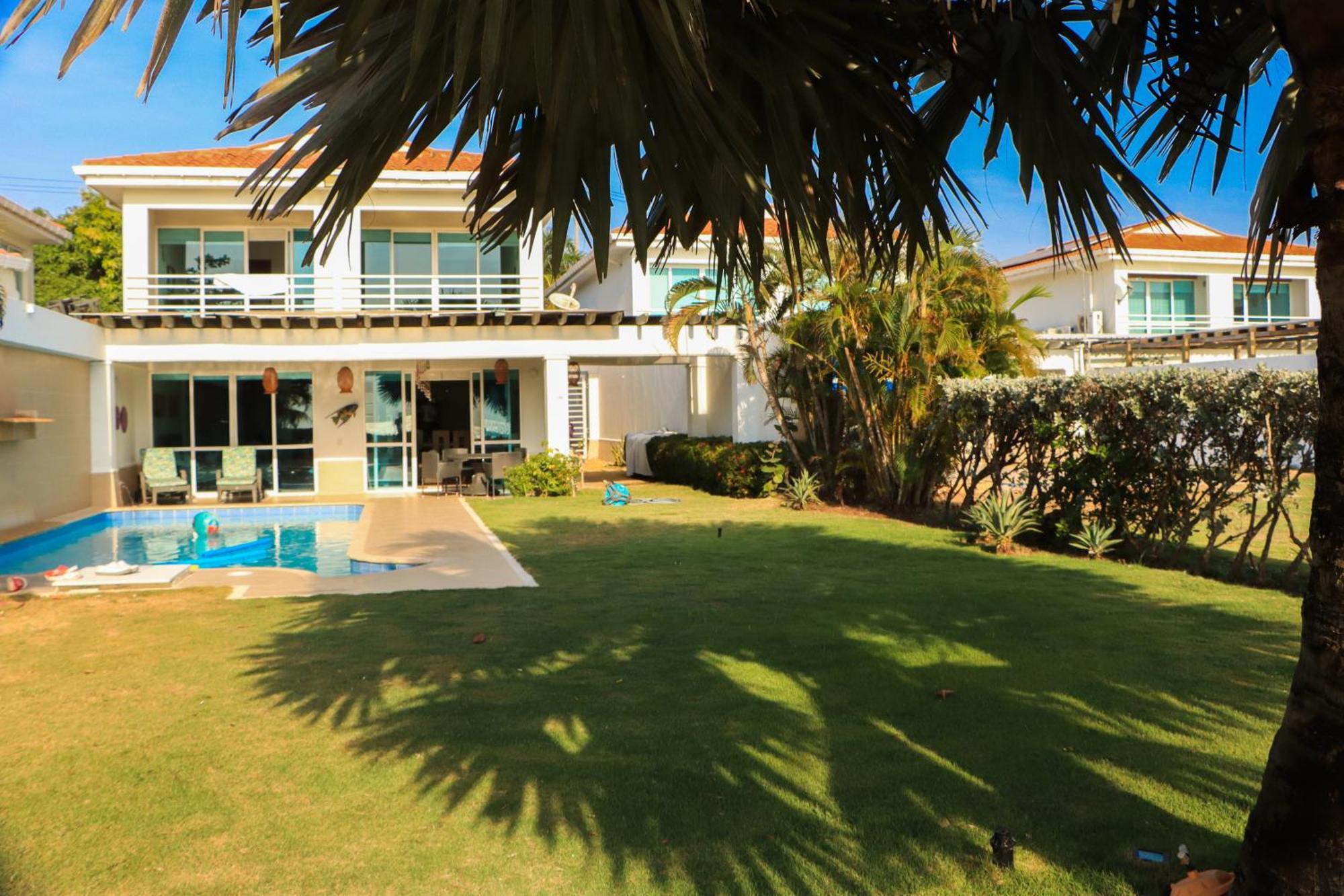 Villa Casa Arcoiris: Espectacular Casa En Con Acceso Directo A La Playa *