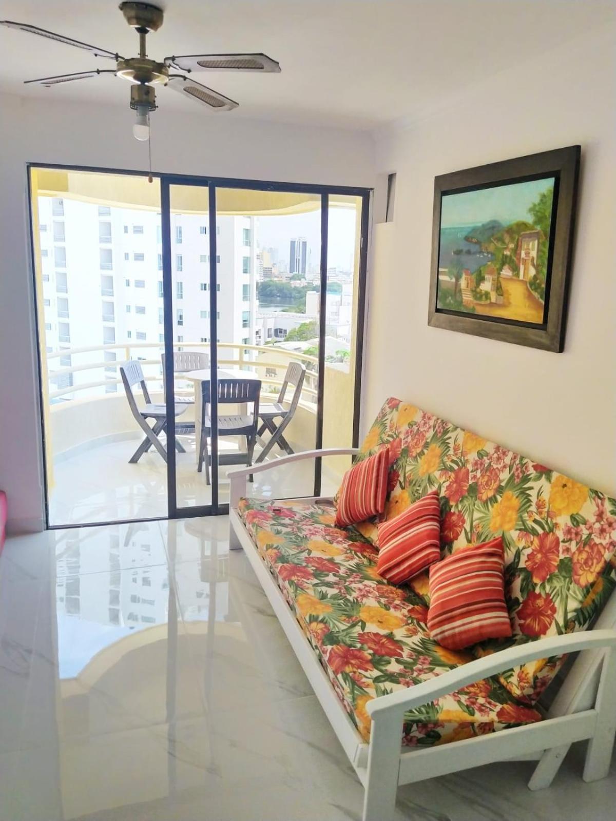 Apartamento Con Vista Al Mar-cerca Al Centro Historico-piso 9 M Apartamento *