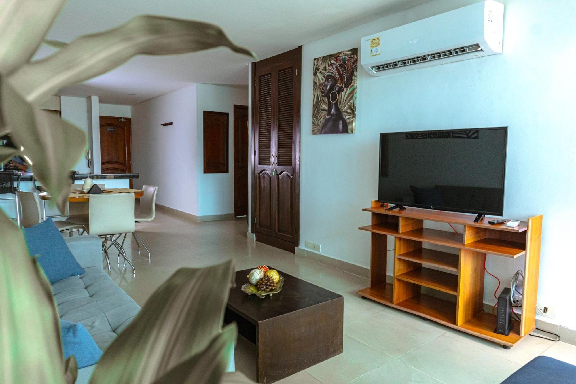 Torres Del B-2 Apartamento *