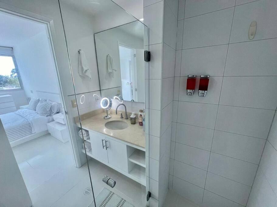 Beachfront Luxury Apartment Cartagena