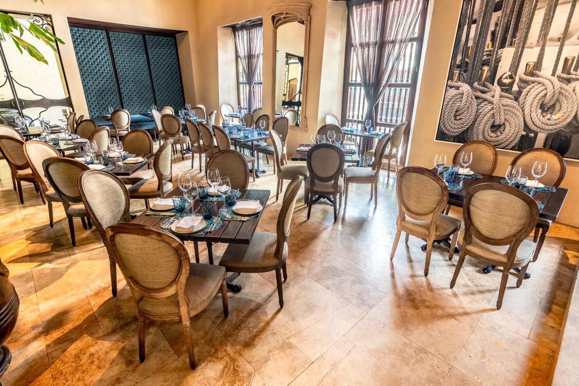 Bastión Luxury Hotel