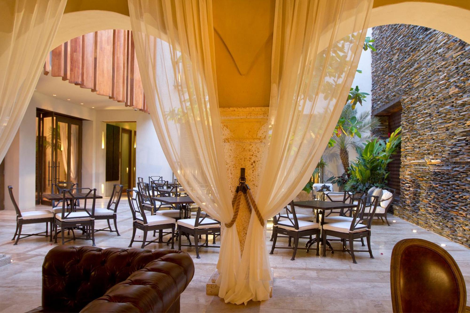 Bastión Luxury