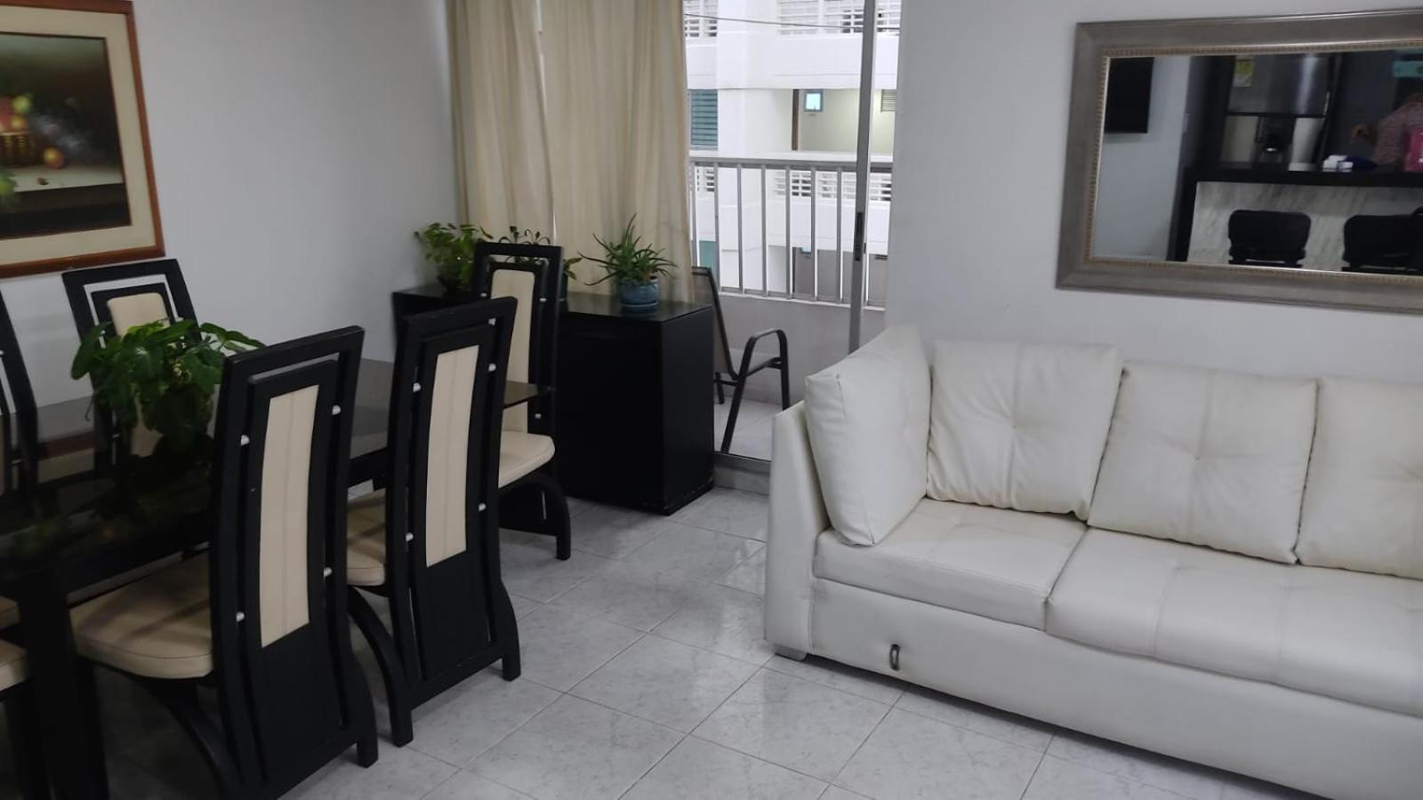 Apartment Ideal En