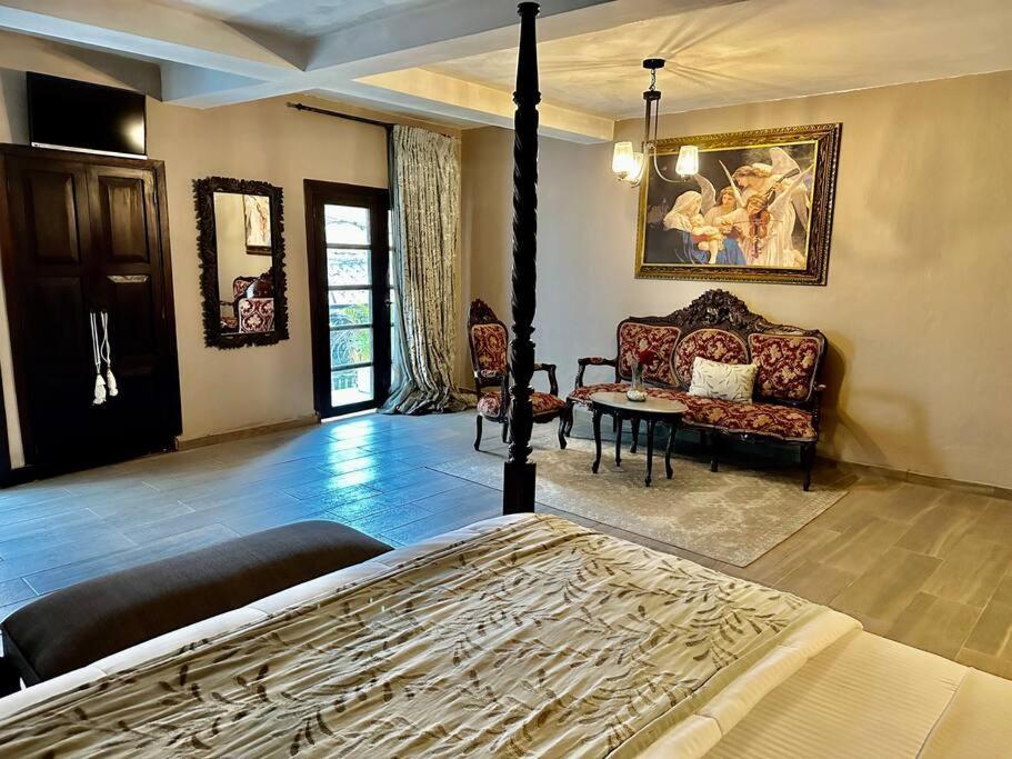 Mansion Con Suites, Piscina, Jacuzzi Y Rooftop Villa
