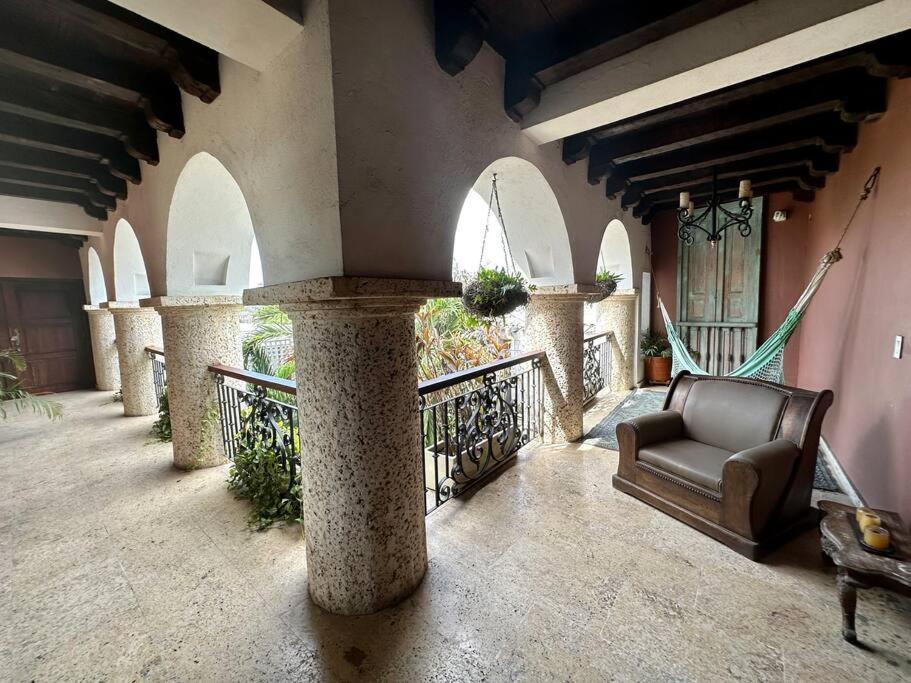 Villa Mansion Con Suites, Piscina, Jacuzzi Y Rooftop Cartagena