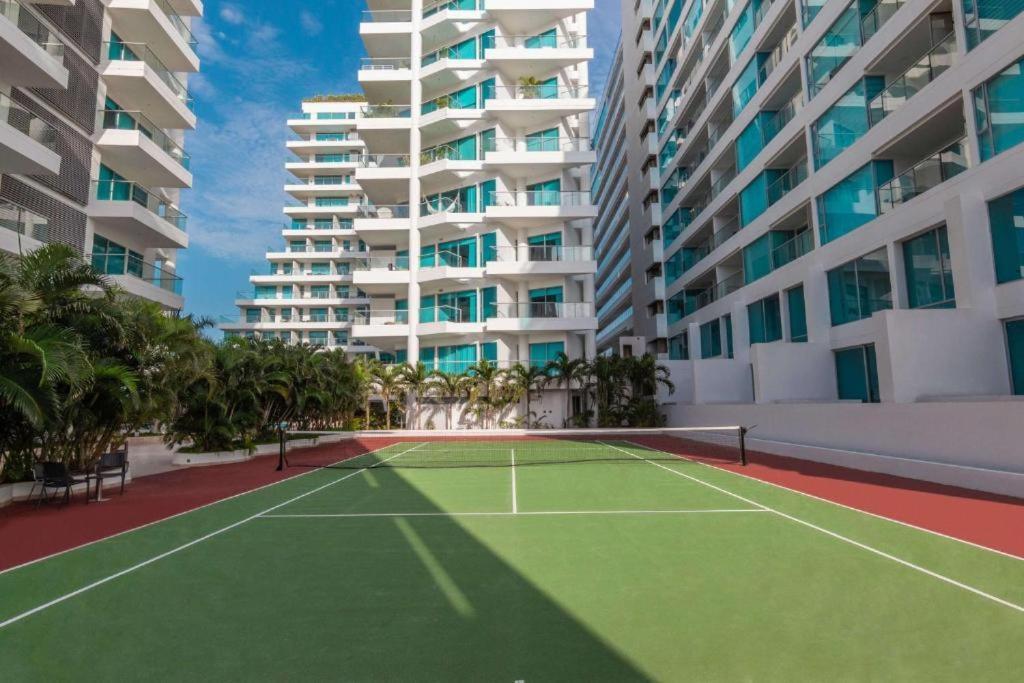 Apartamento Cartagena, APARTAMENTO EN EDIFICIO CON SALIDA A LA PLAYA *