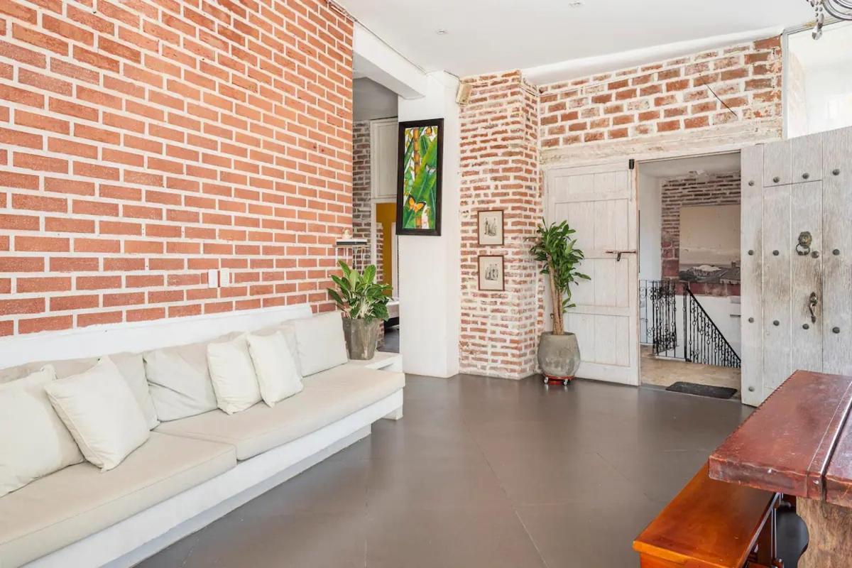 Torre Del Reloj 501 Apartment *