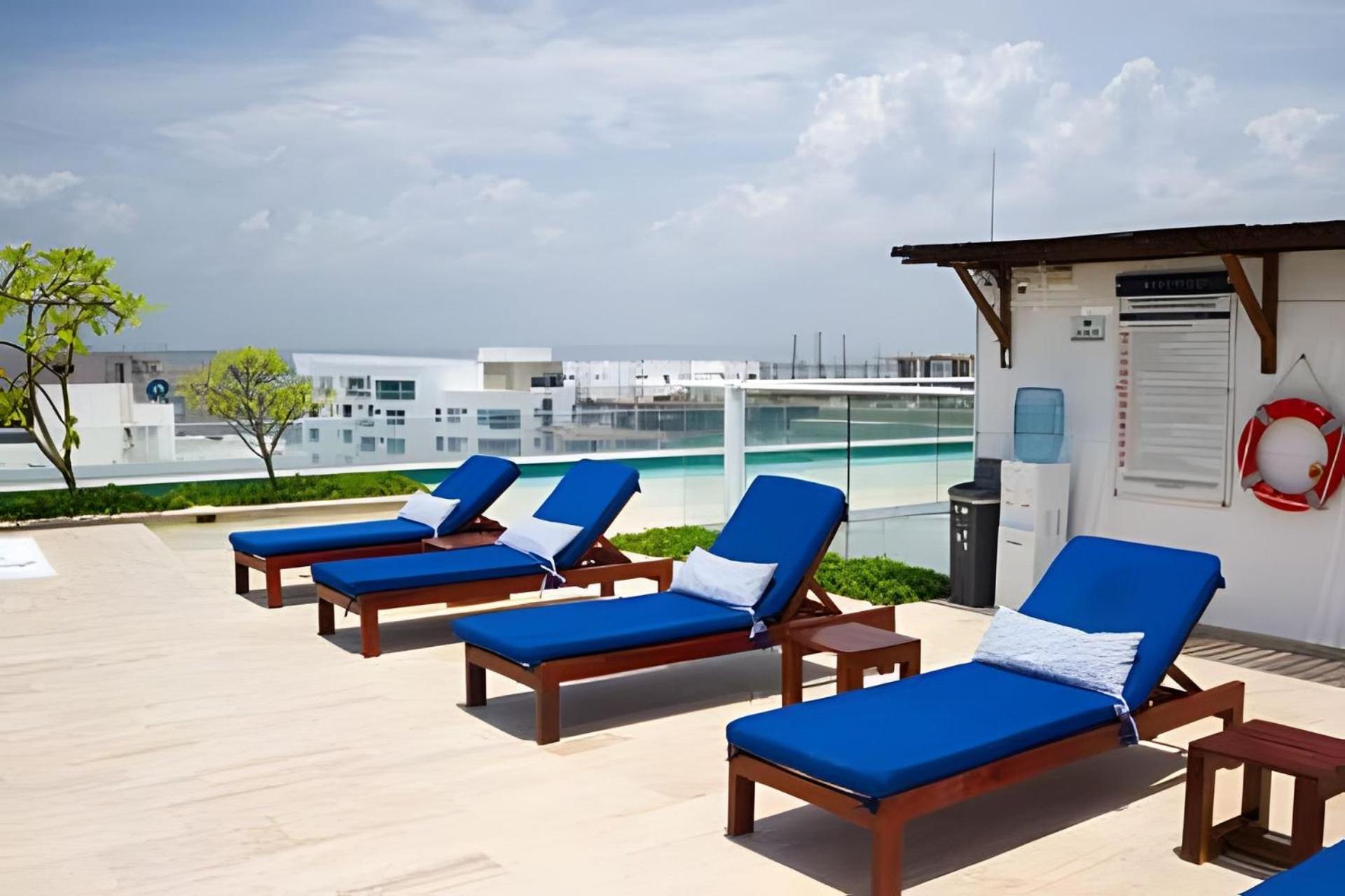 Apartamento 2 Jacuzzi Y Vista Mar. Frente A Playa Cartagena