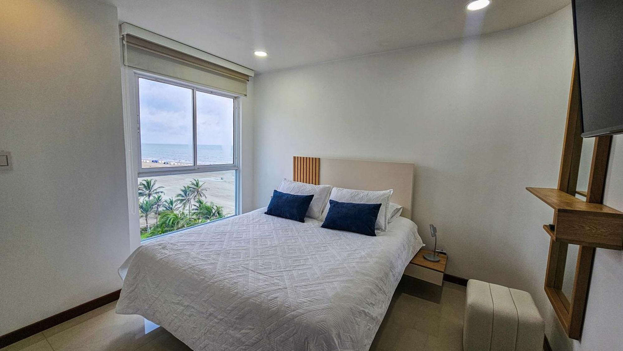 Luxury Apartment, Sector Morros, Vista Y Salida Al Mar Edificio Sunshine *