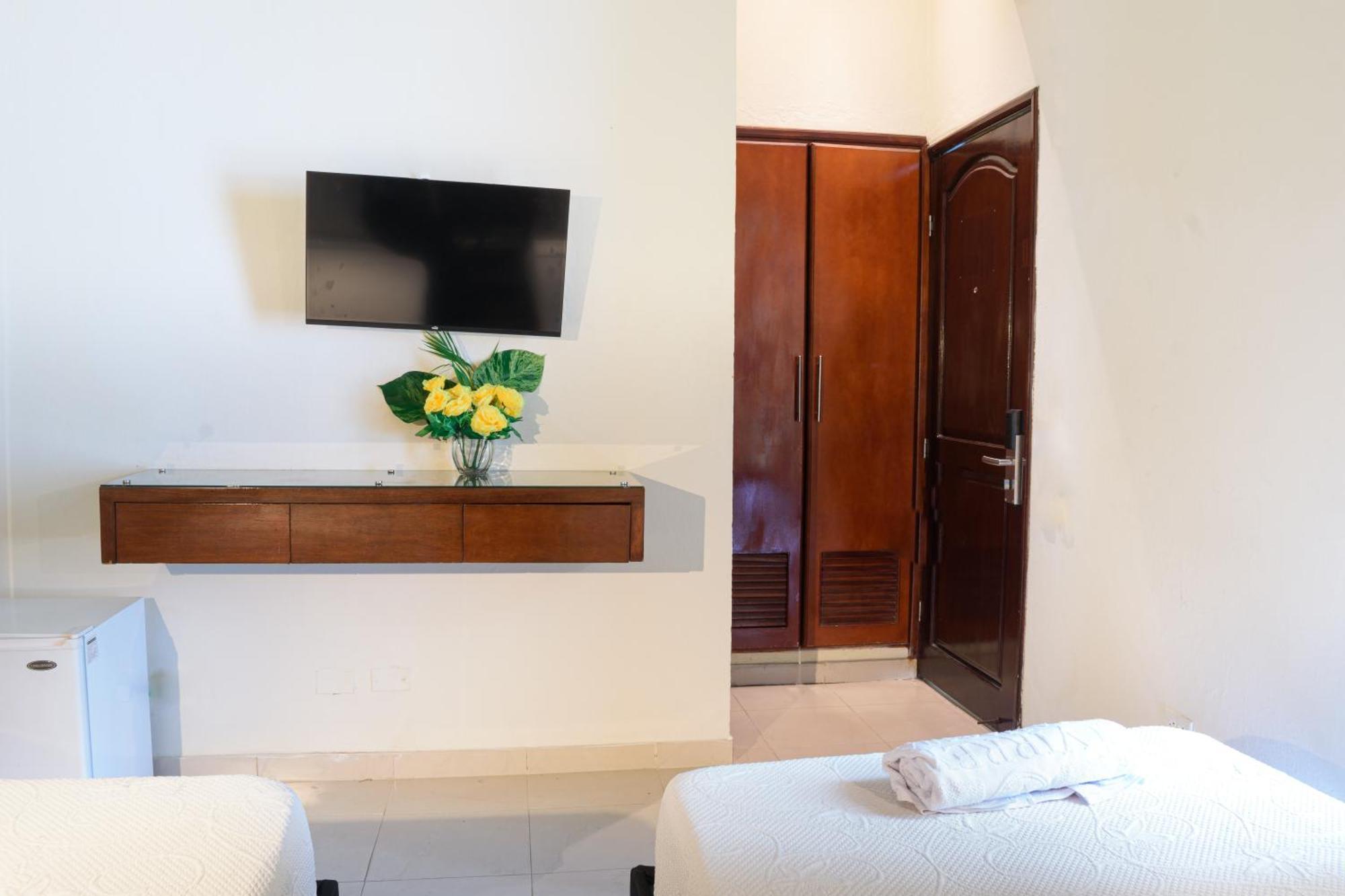 Virrey Hotel 4*