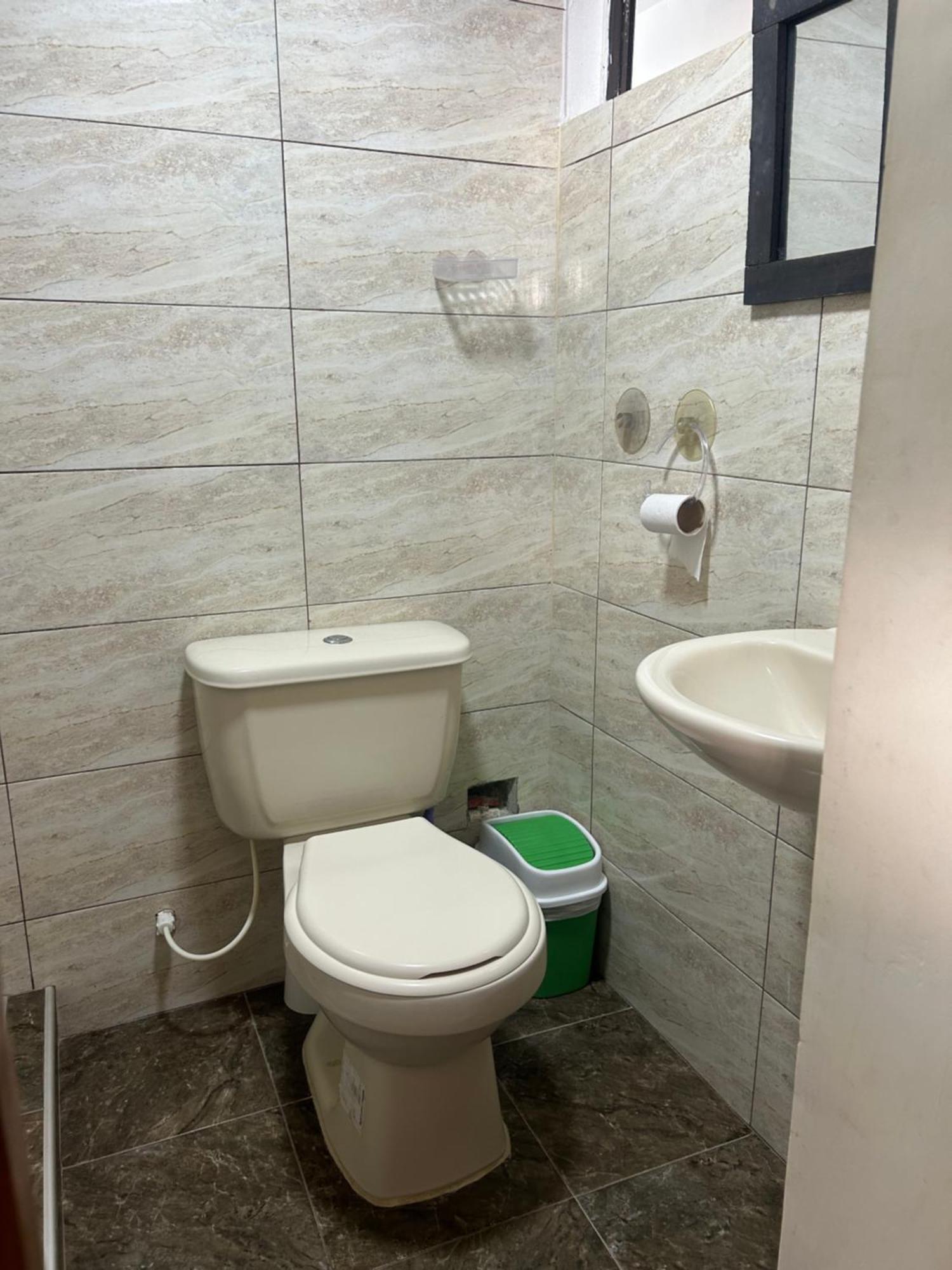 Homestay Garden Serenity Bunk With Private Bath Near Airport