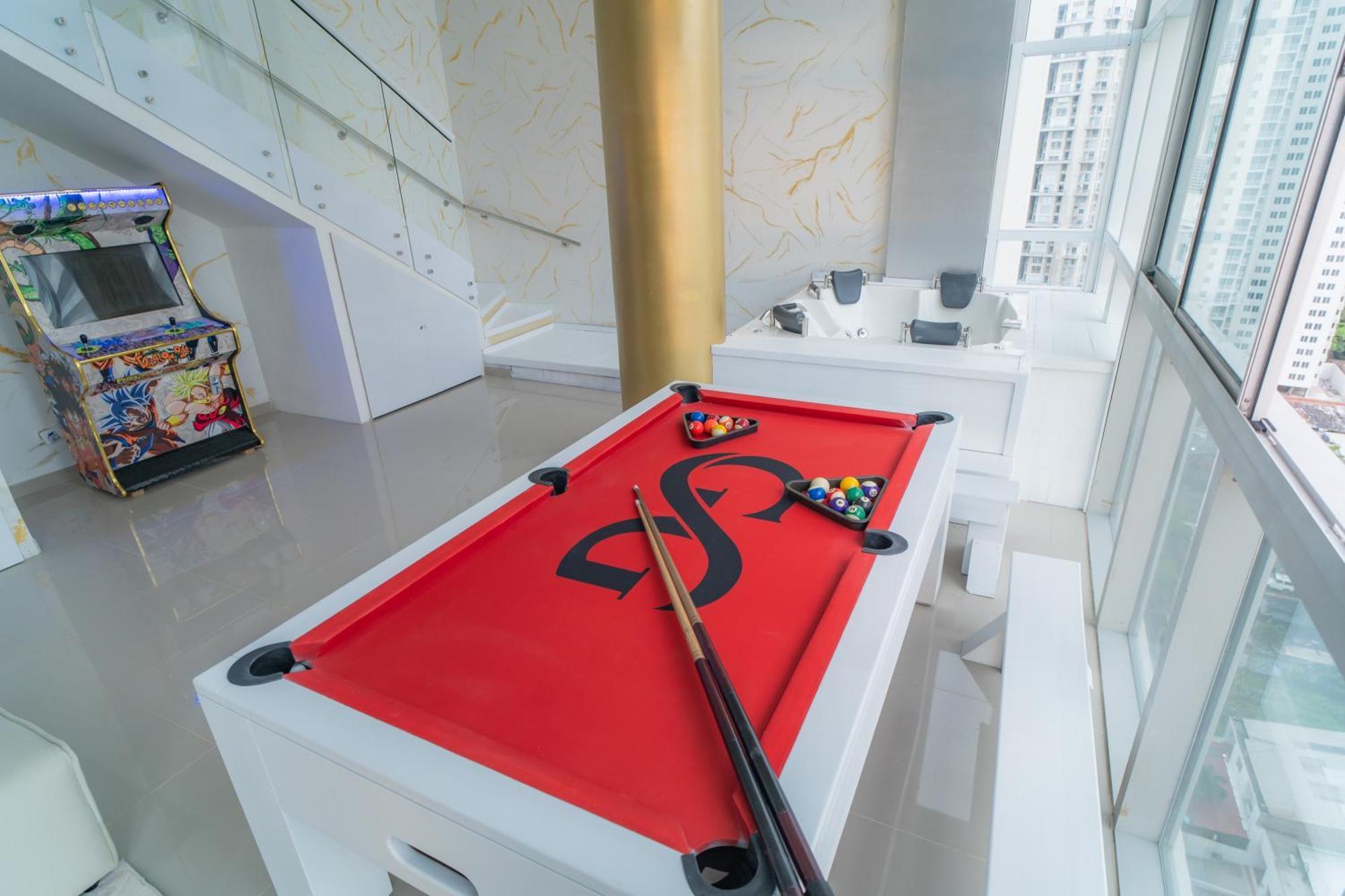Apartment Amazing Luxury Duplex In Penthouse-style With Private Jacuzzi By Evintra *